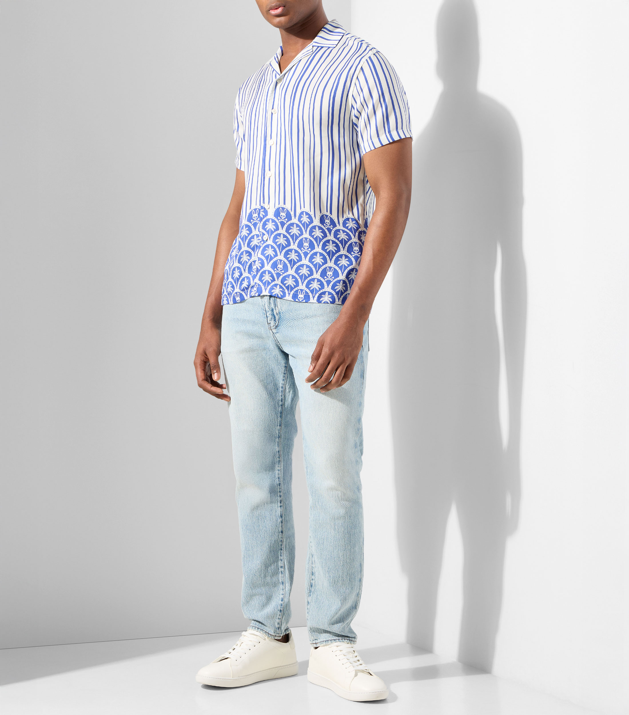 Camisa con estampado manga corta Hombre
