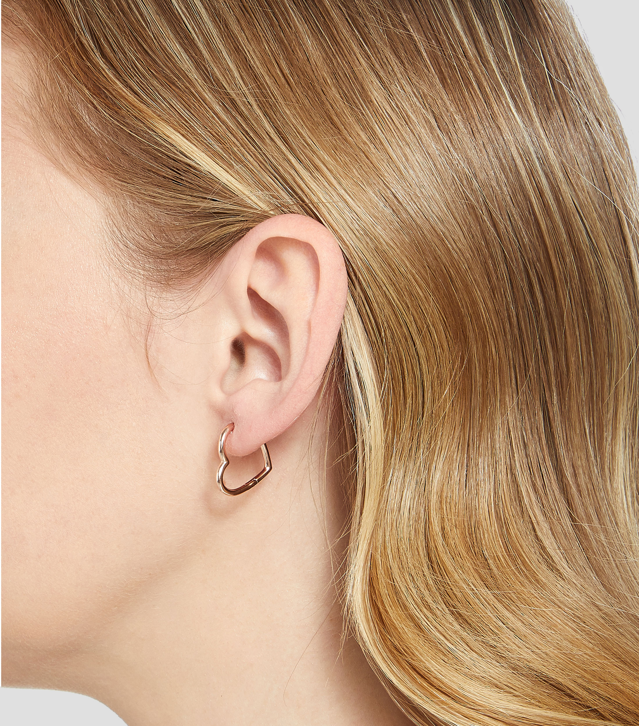 Aretes Corazón Pandora Moments Mujer