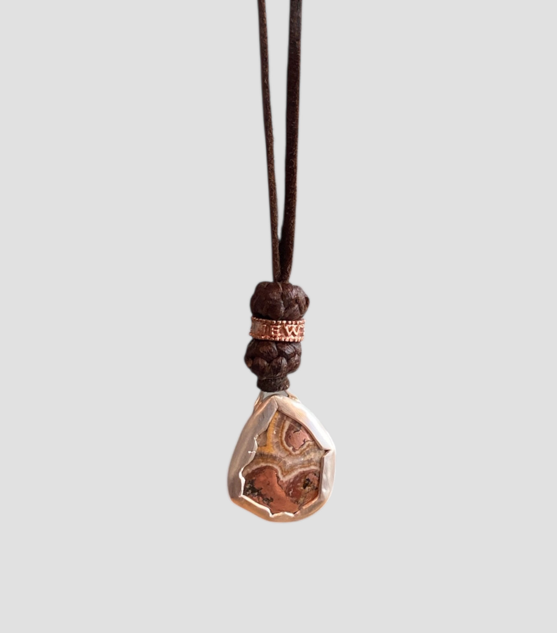 Collar con amuleto Hombre