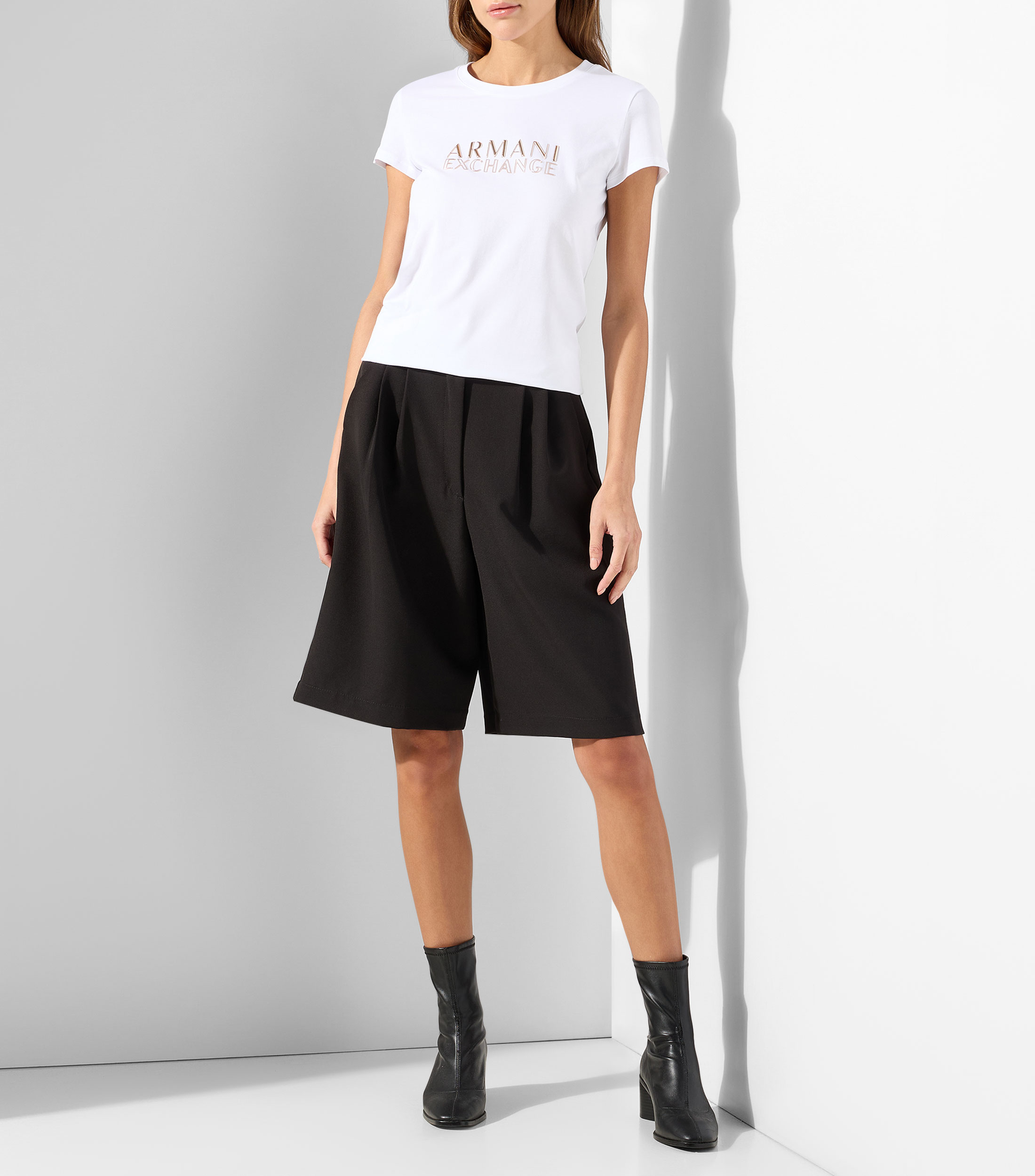 Playera cuello redondo manga corta estampada Mujer