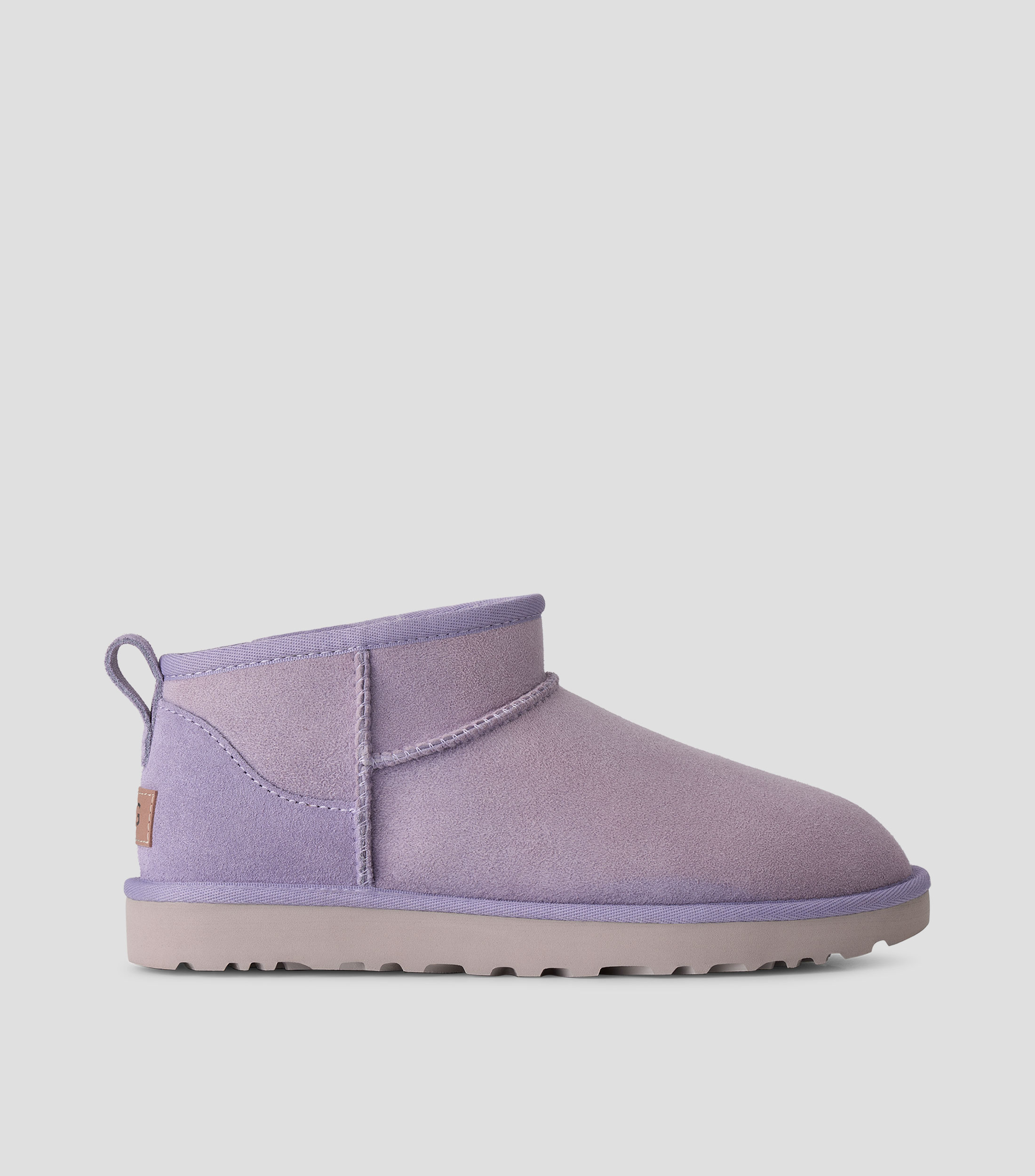 Botines Classic Ultra Mini en gamuza Mujer