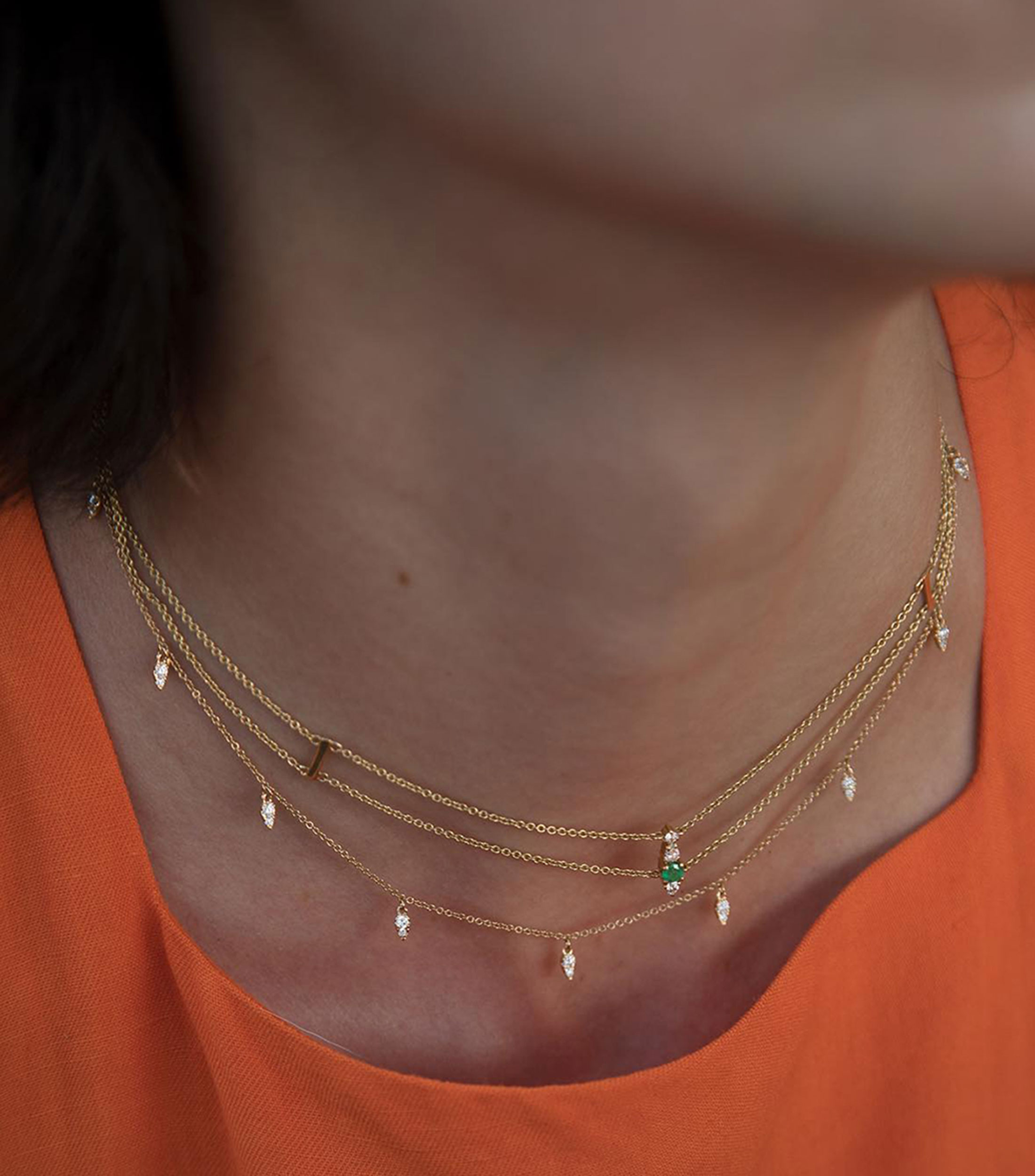 Gargantilla en oro amarillo 18 Kilates con diamante y esmeralda Consent Mujer