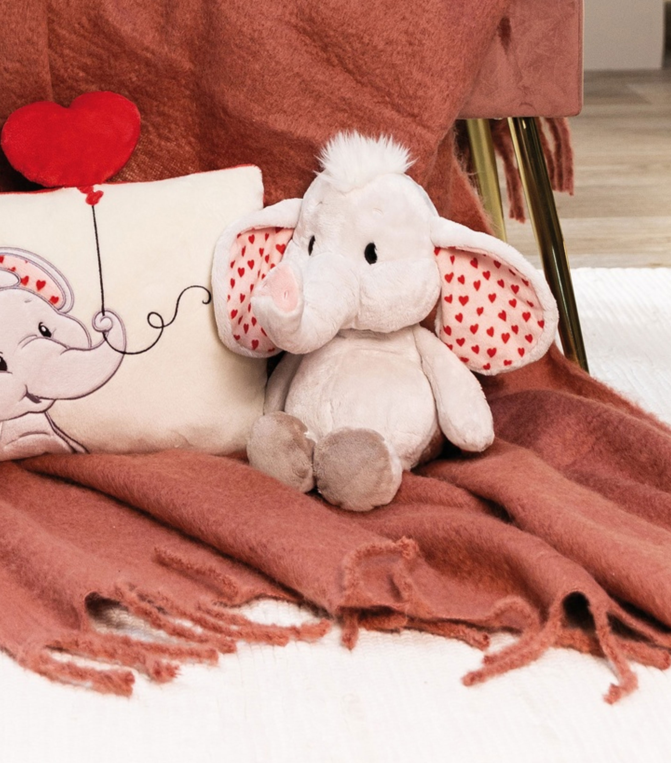 Elefante de Peluche