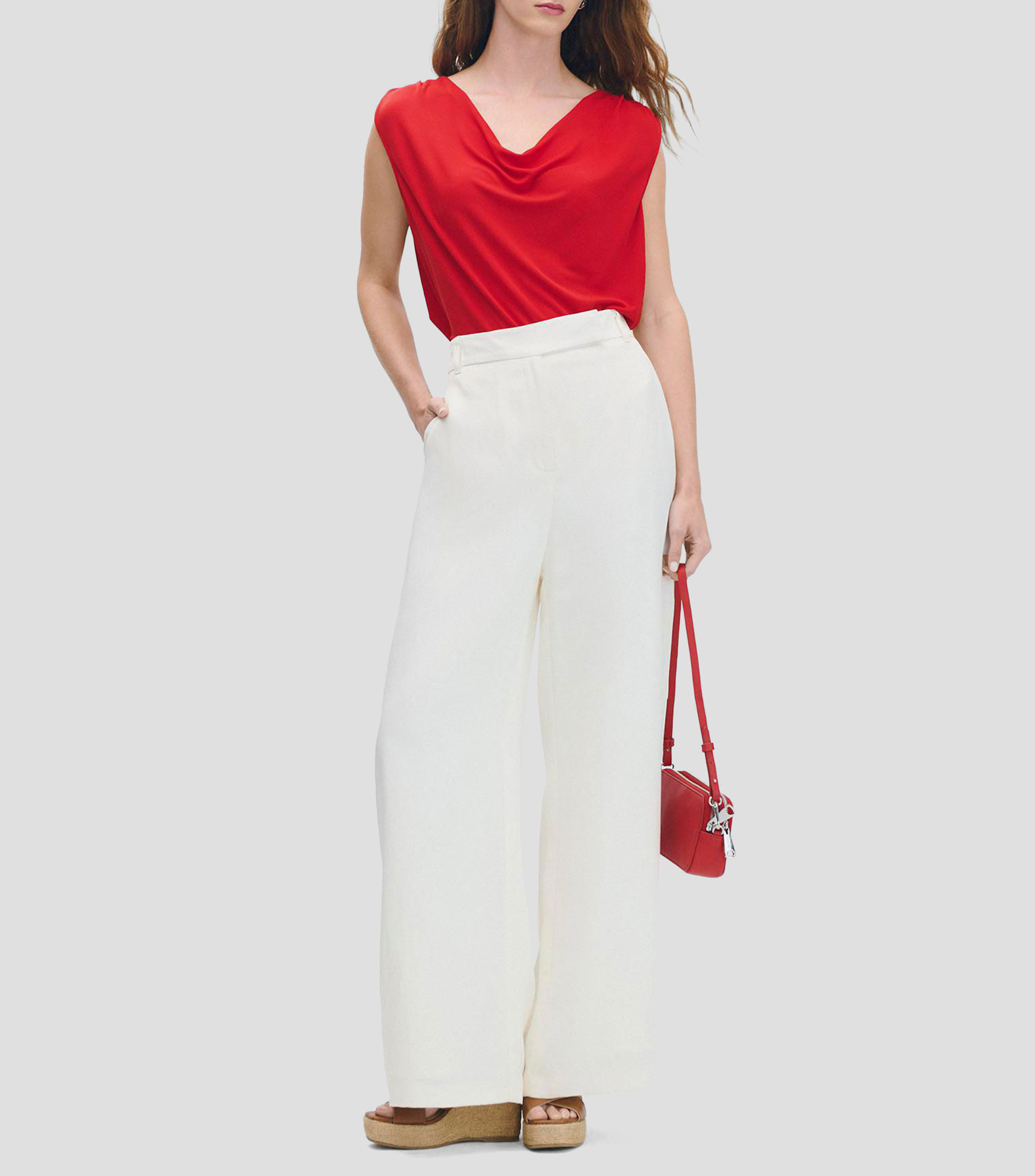 Blusa de punto roja escote drapeado cadena en espalda Mujer