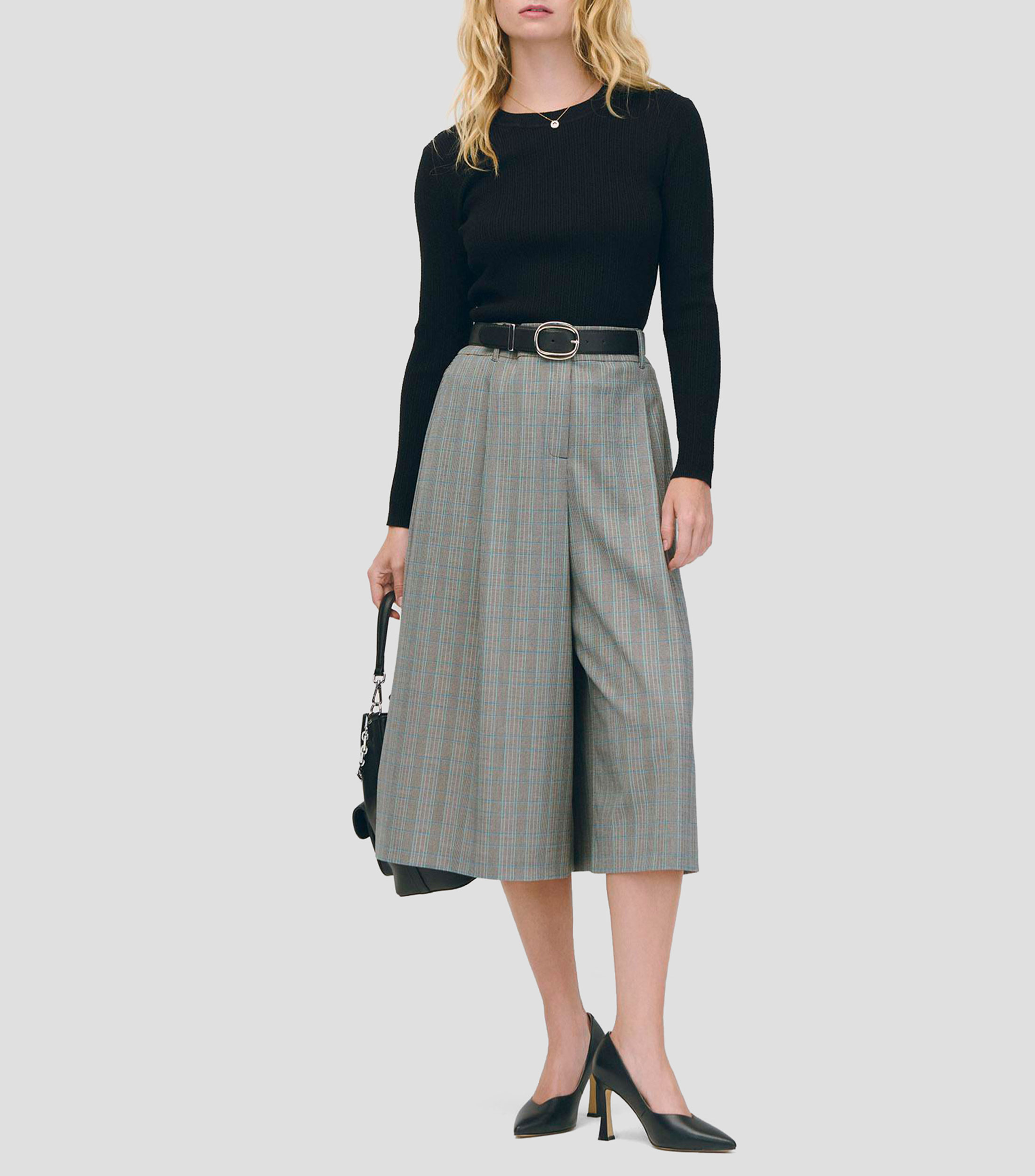 Suéter Negro Tejido Combinado Escote Redondo Mujer