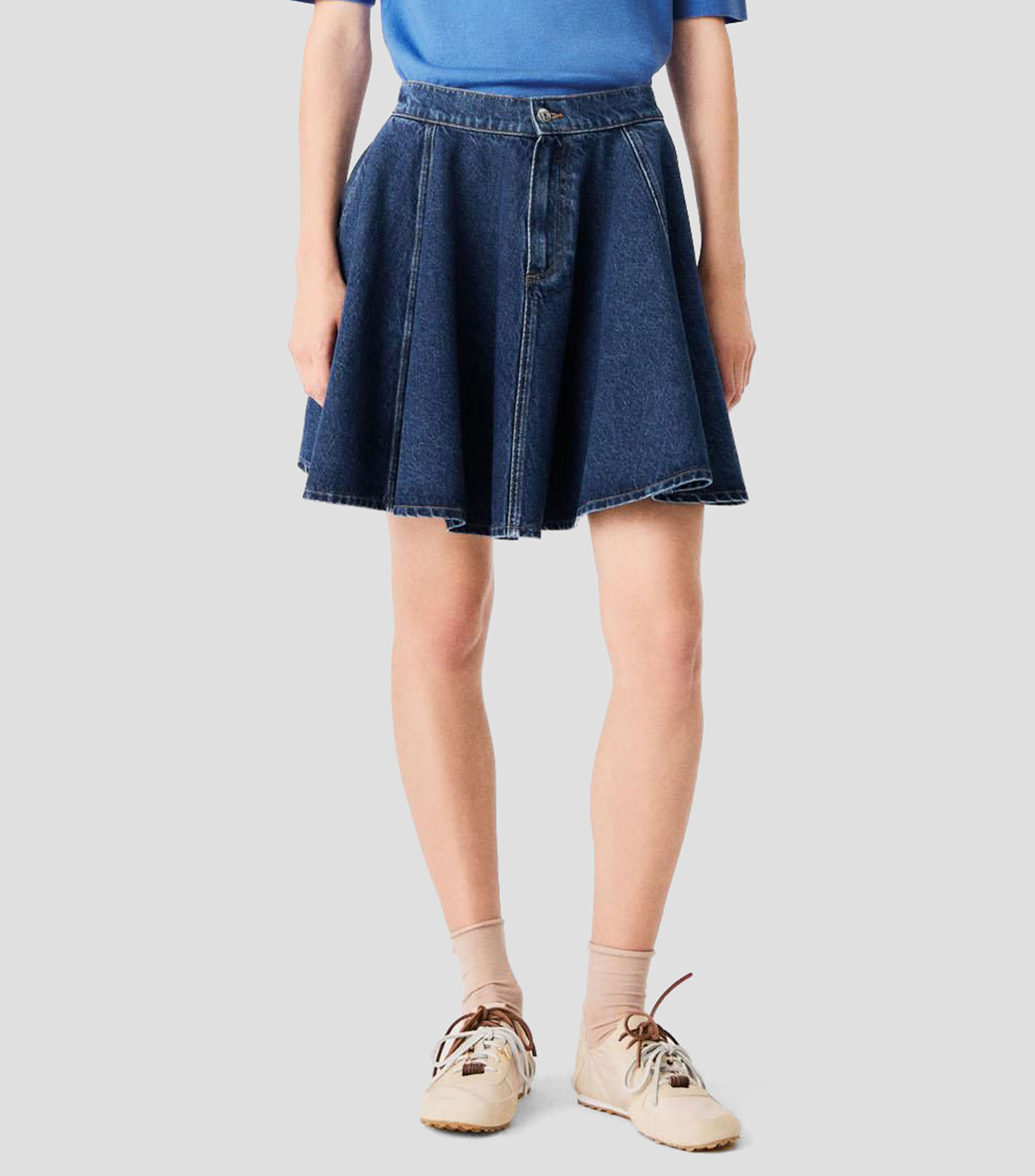 Falda corta de corte evasé con diseño liso Mujer