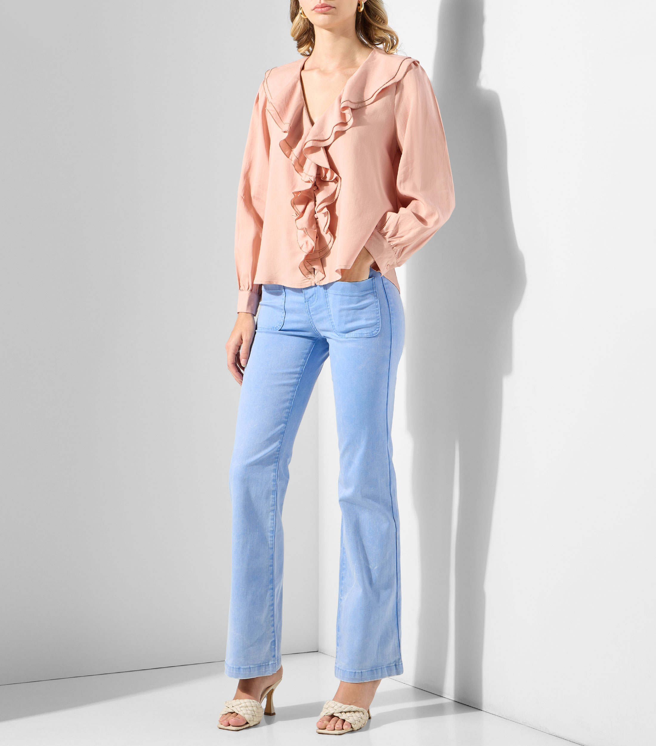 Jeans acampanado Mujer