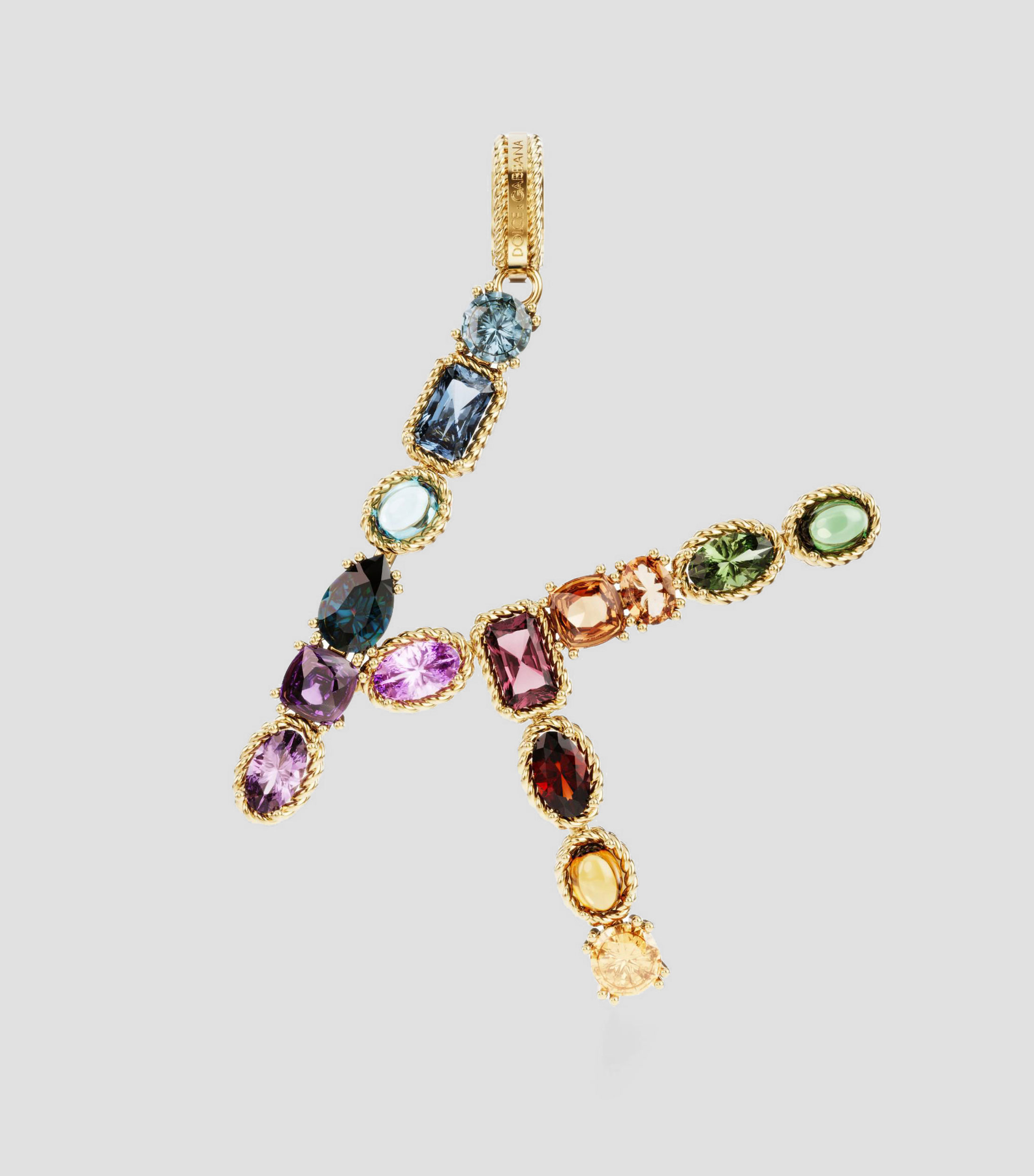 Charm en forma de letra K en Oro de 18 Kilates con gemas naturales multicolores Alphabet Rainbow Mujer