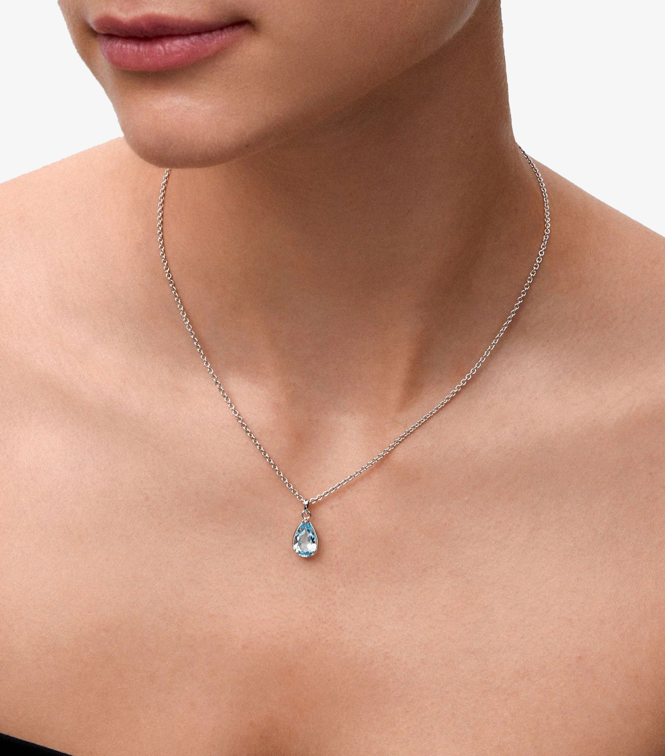 Collar en plata Mujer