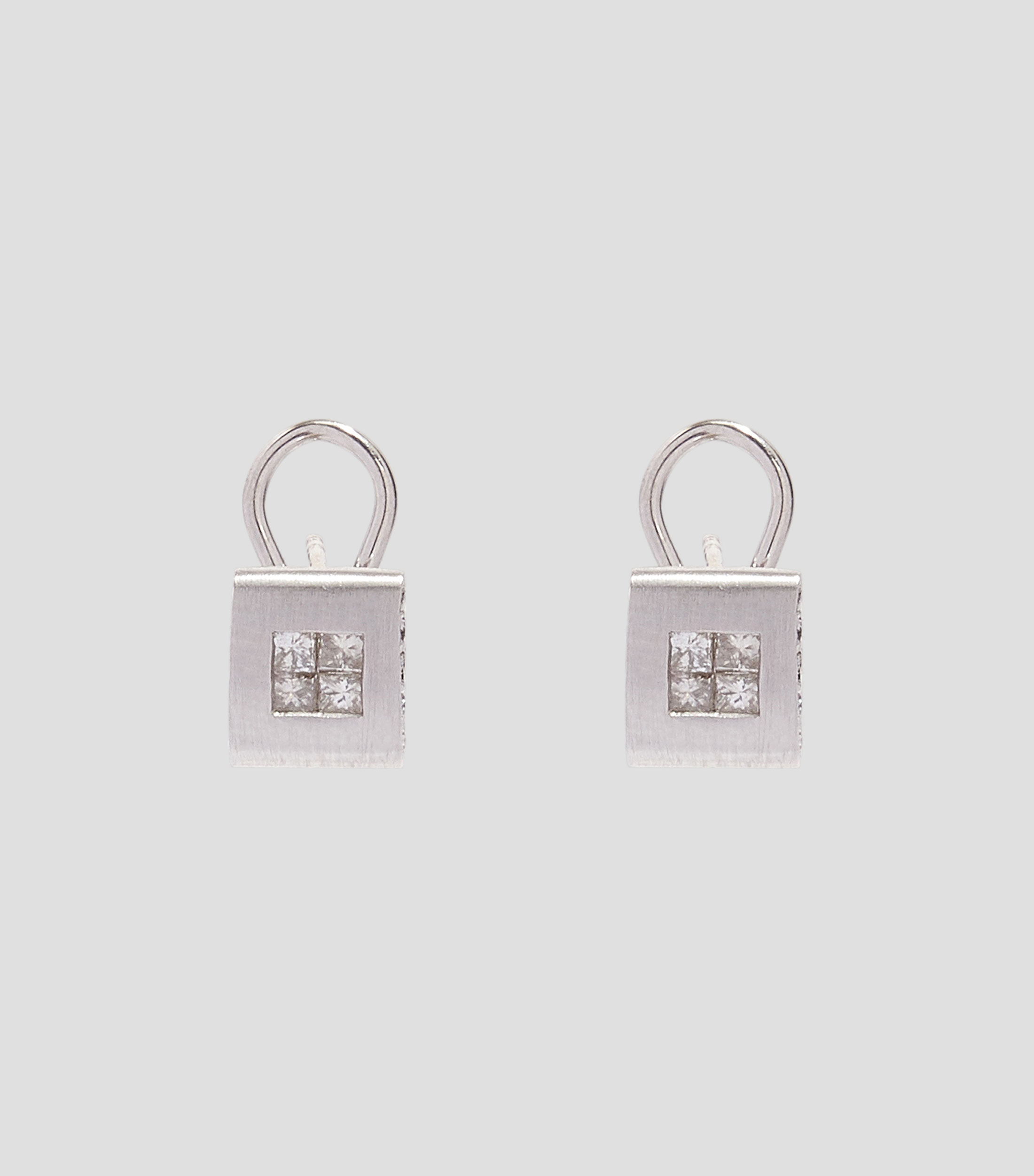 Aretes en oro blanco de 14 Kts Mujer