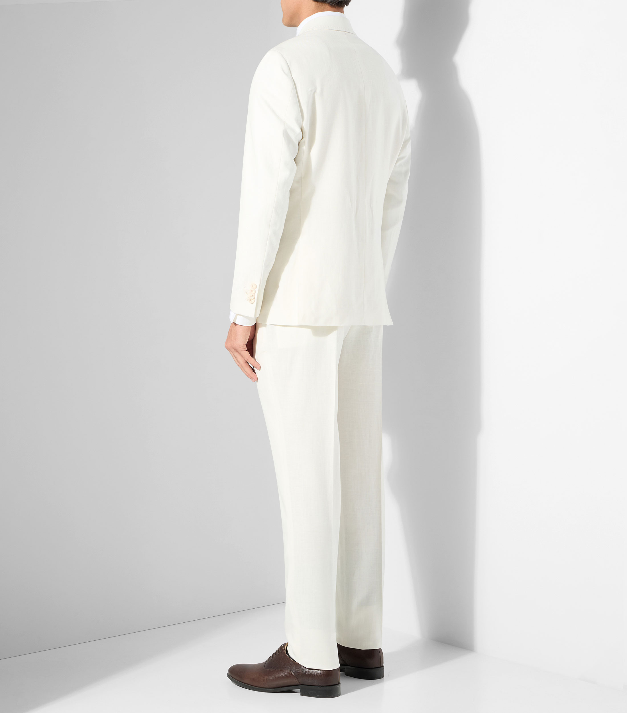 Traje corte slim liso Hombre