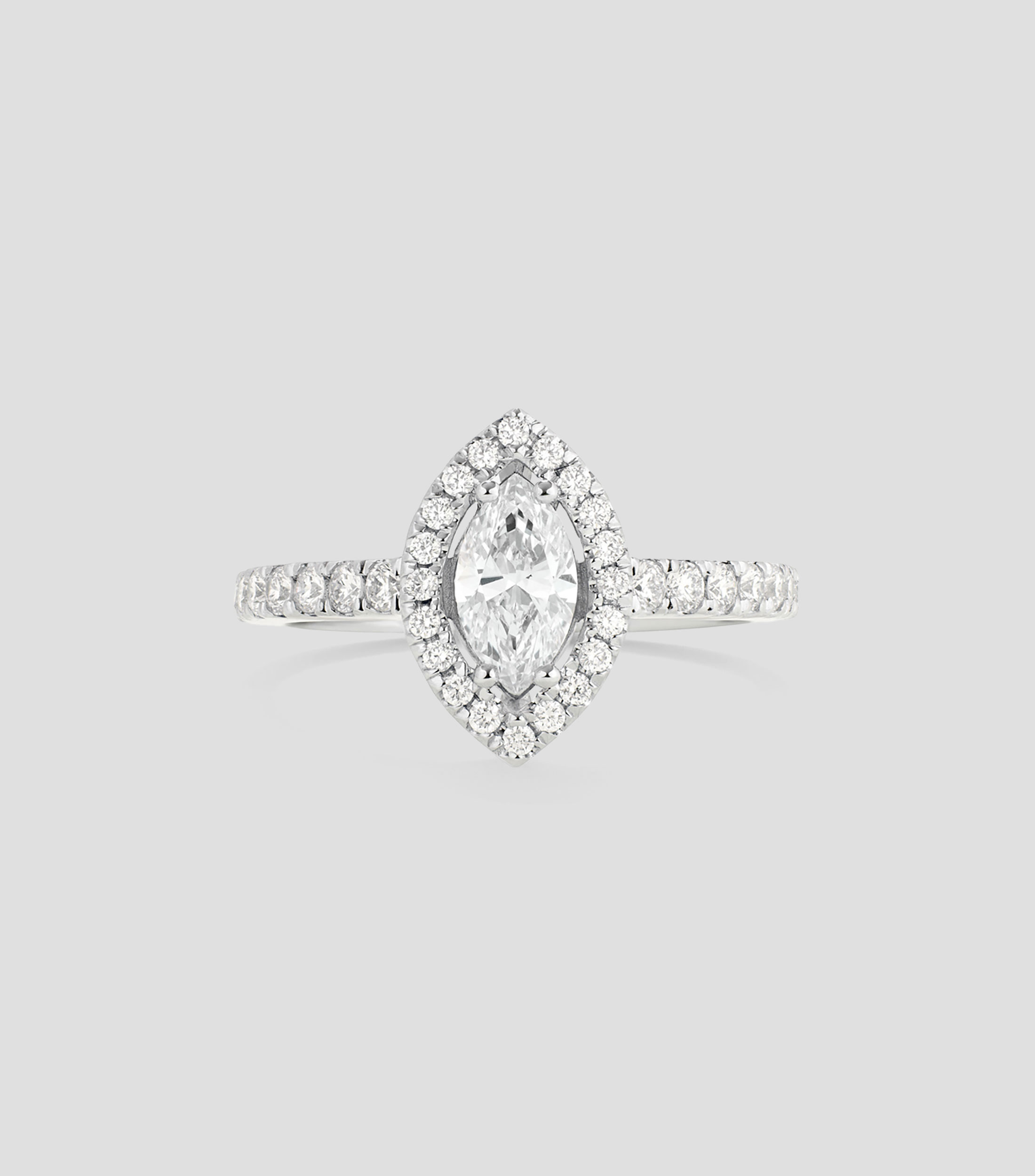 Anillo en Oro blanco con diamantes Mujer
