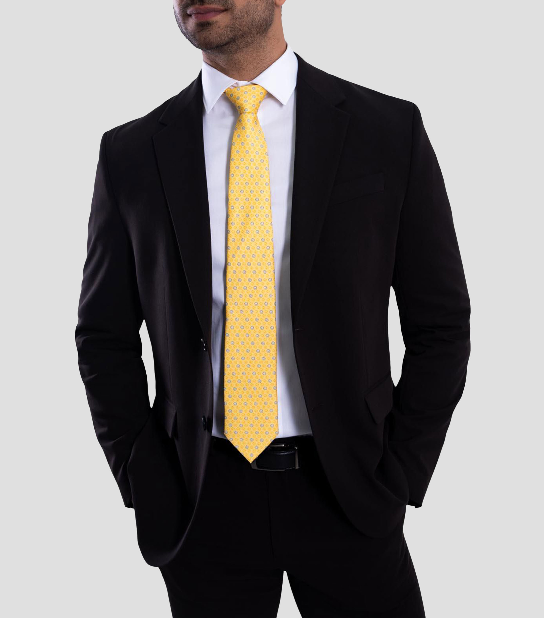 Corbata ancha de seda amarilla estampada