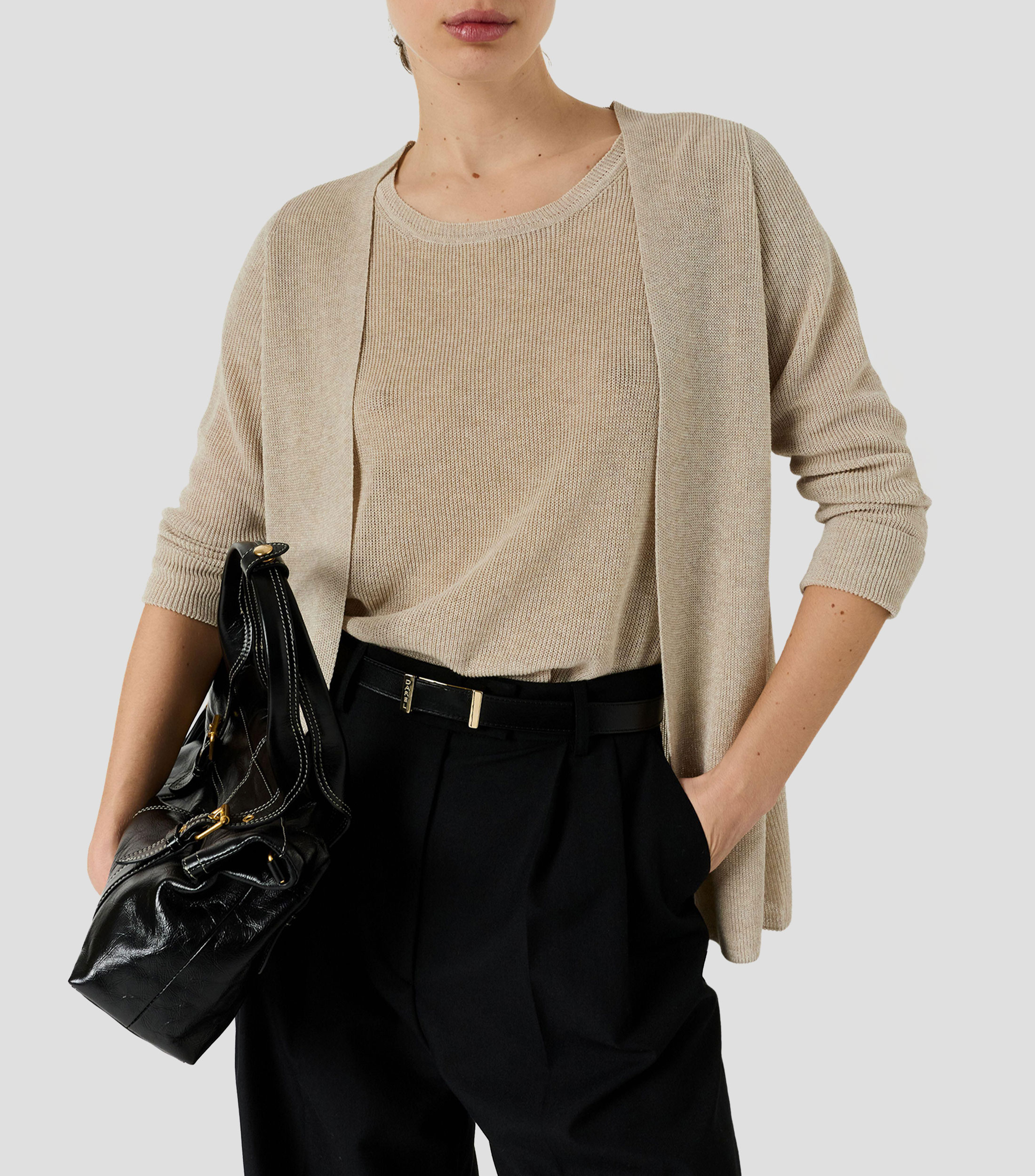 Suéter cuello V Mujer