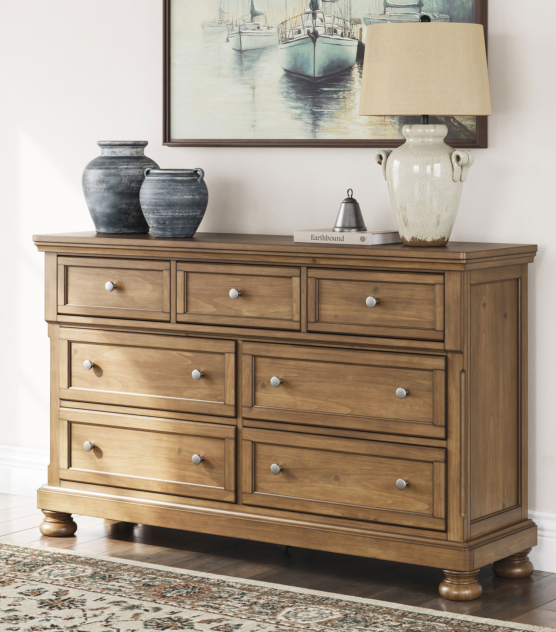 Cómoda Valeriana en madera de álamo, chapa de pino y sustrato MDF