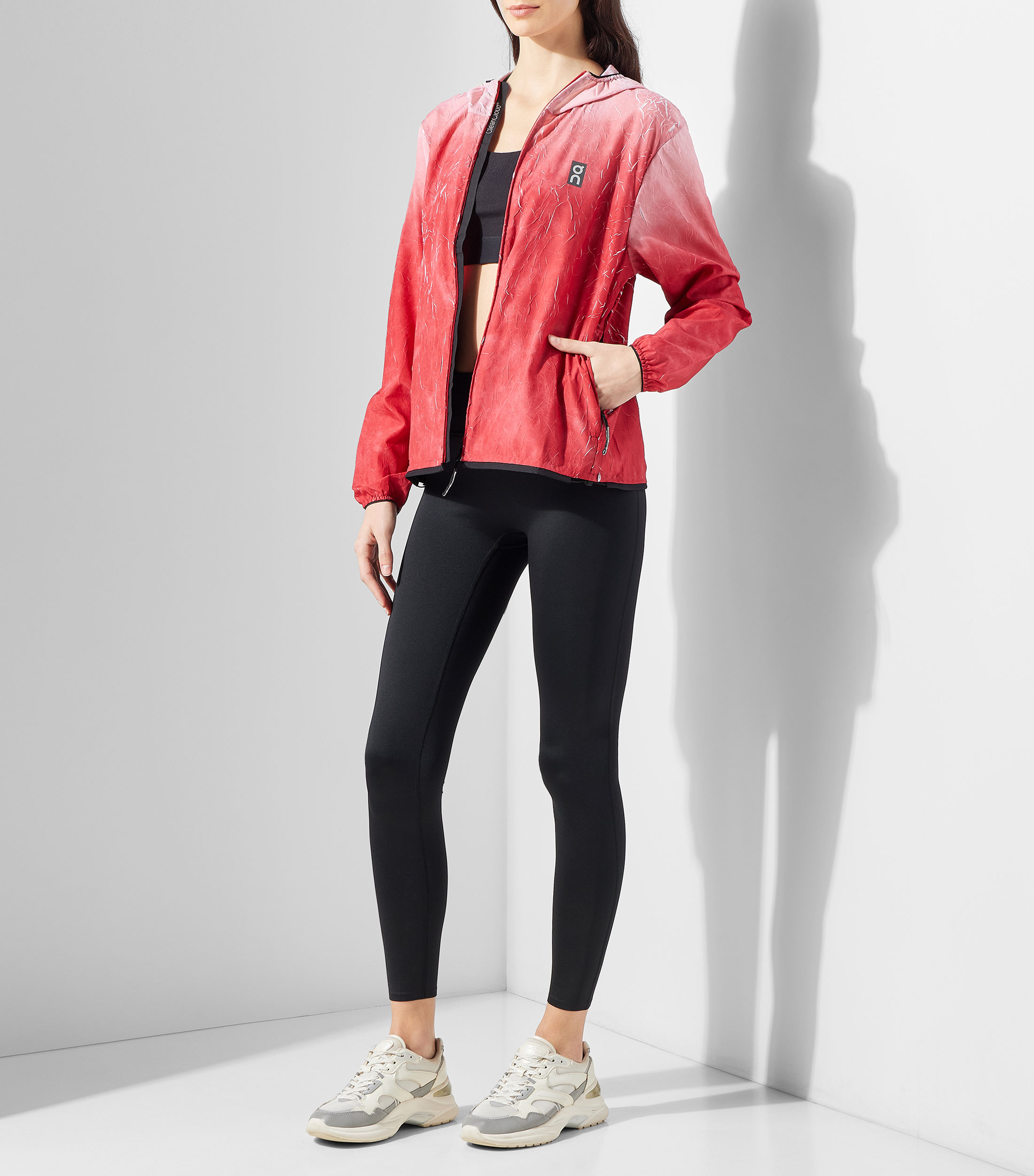 Chamarra para correr con capucha Mujer