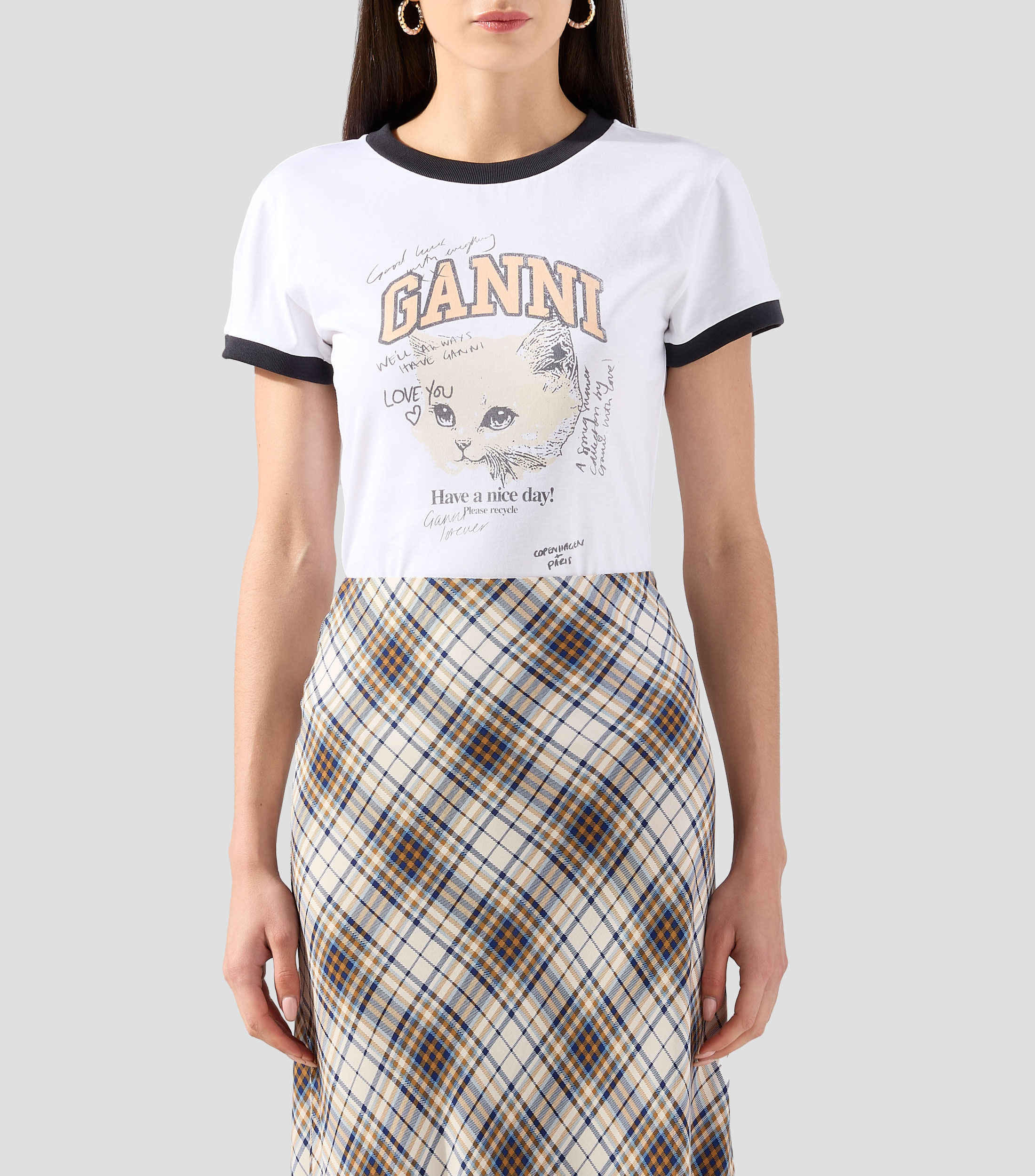 Playera cuello redondo manga corta estampada Mujer