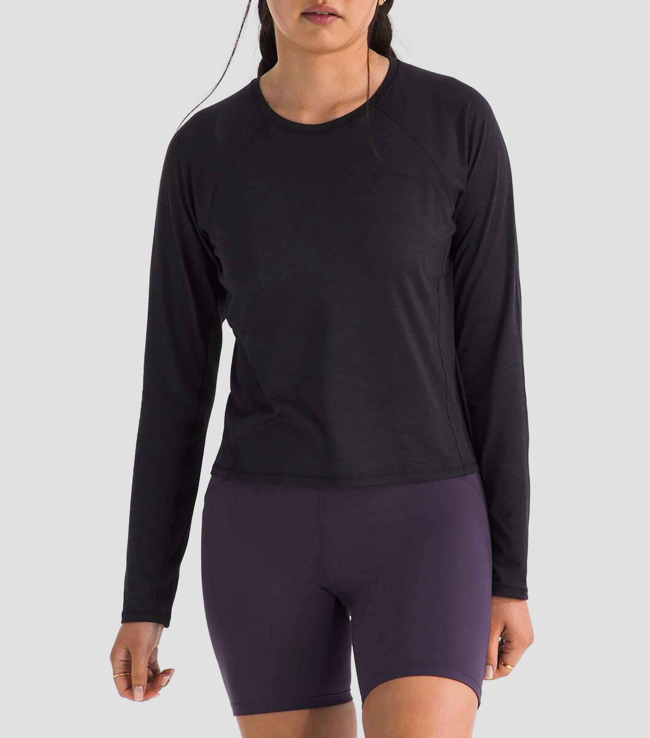 Playera para entrenamiento Jaida cuello redondo manga larga lisa Mujer