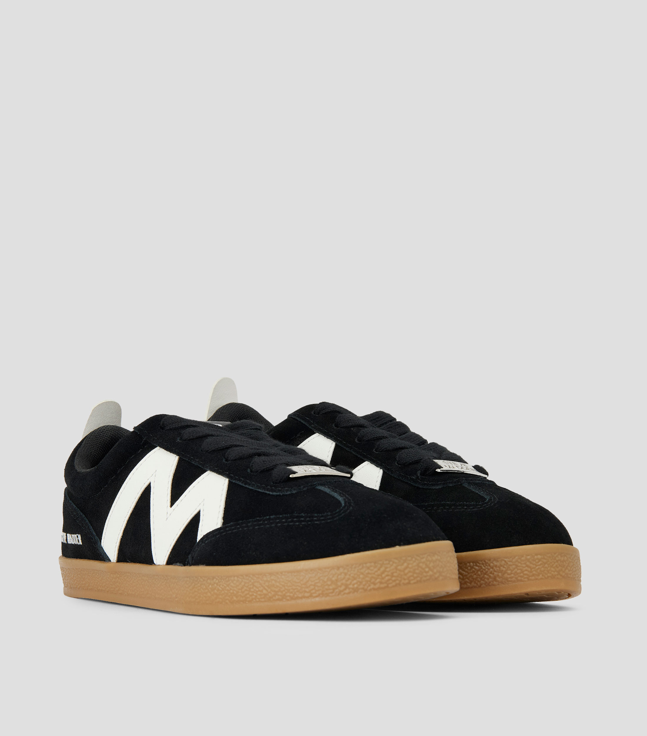 Tenis casuales en Piel con Logotipo Mujer