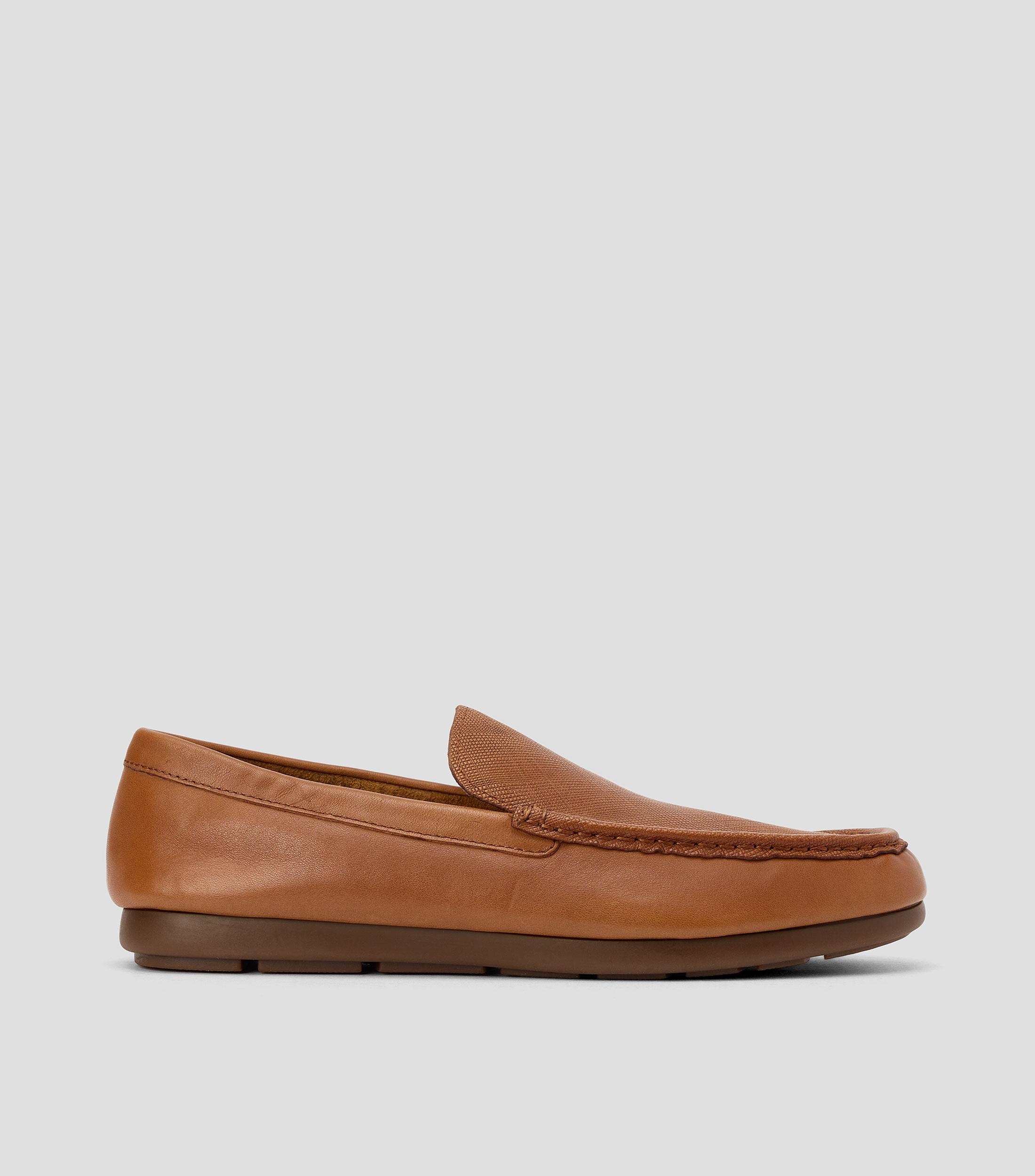 Mocasines en piel lisos Hombre