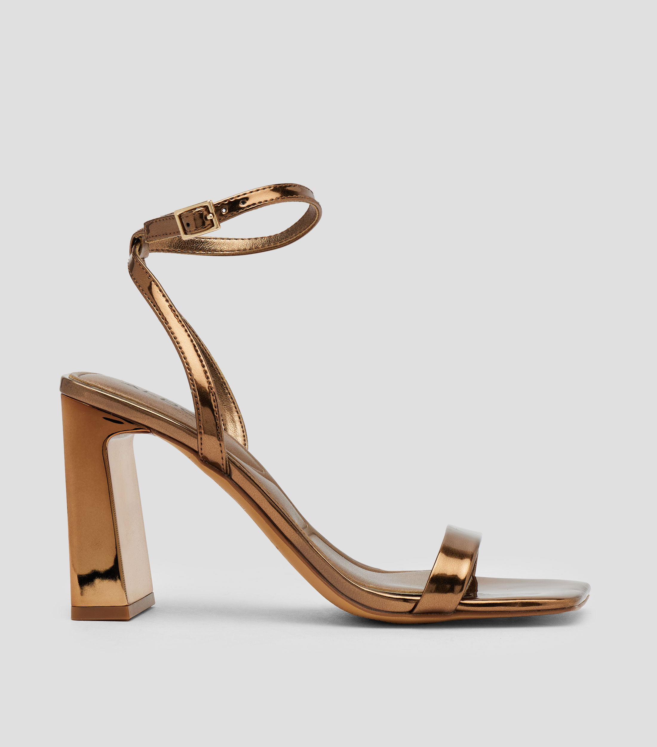 Sandalias con tacón alto delgado Mujer