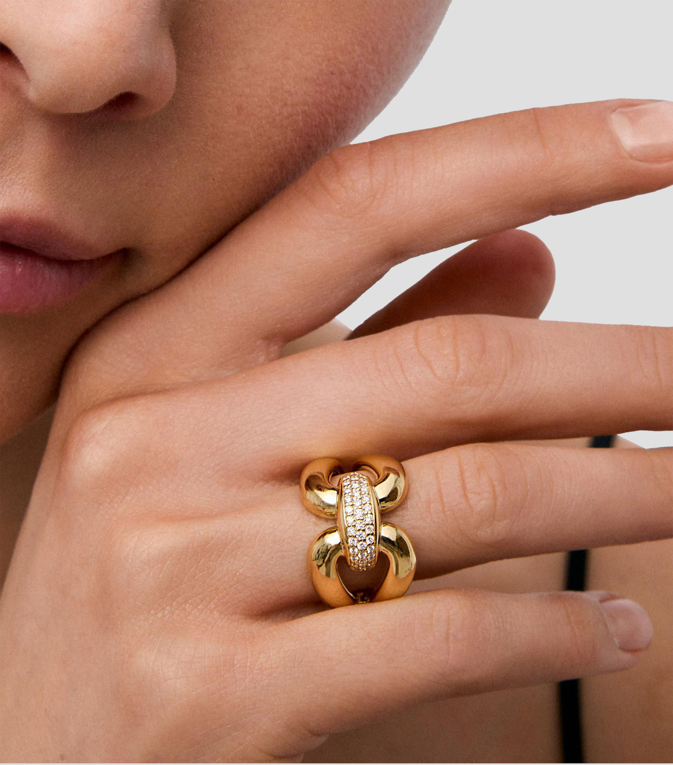 Anillo en Oro amarillo de 18 Kilates Cadenza con diamantes Mujer