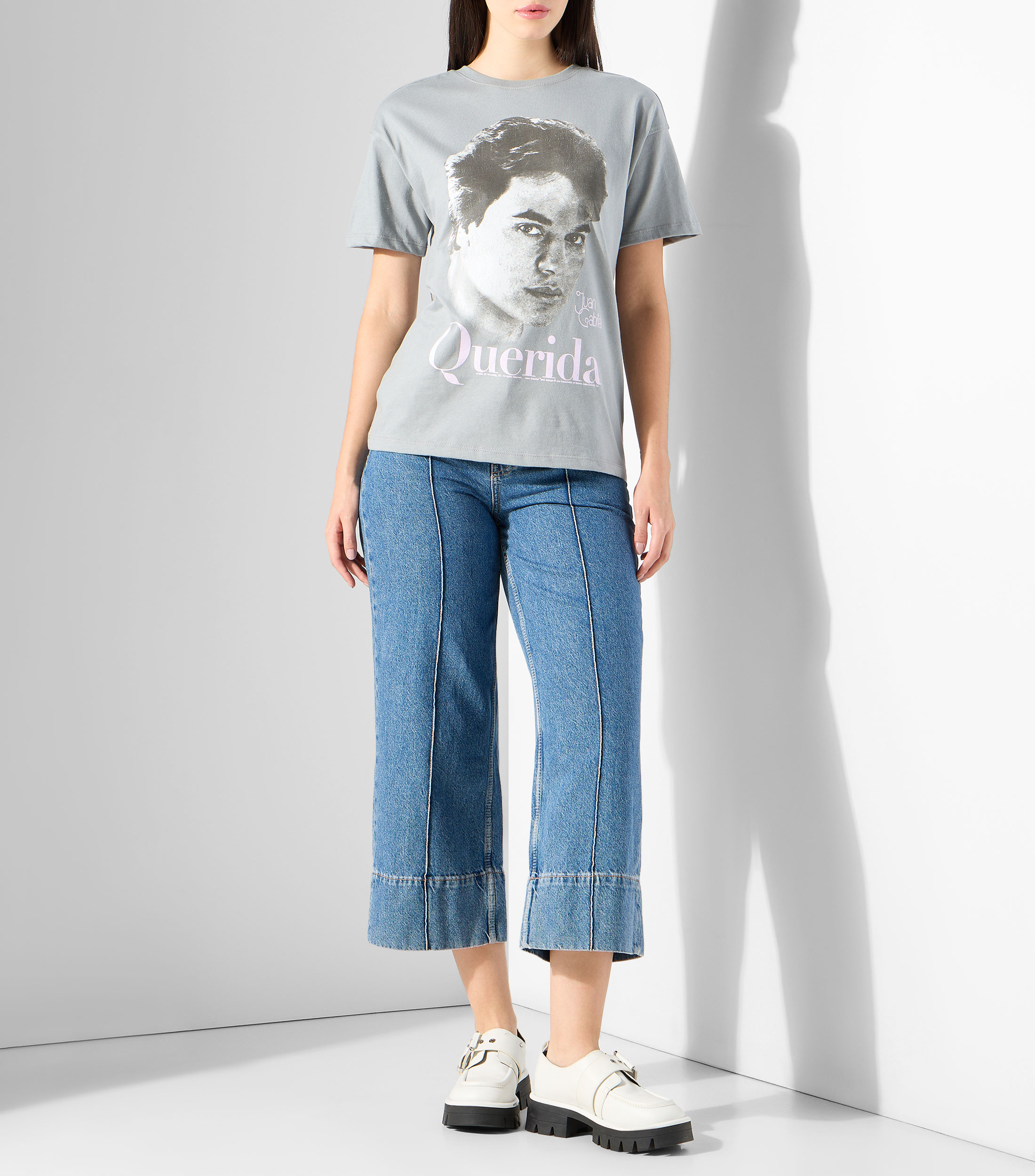 Playera cuello redondo manga corta estampada Mujer