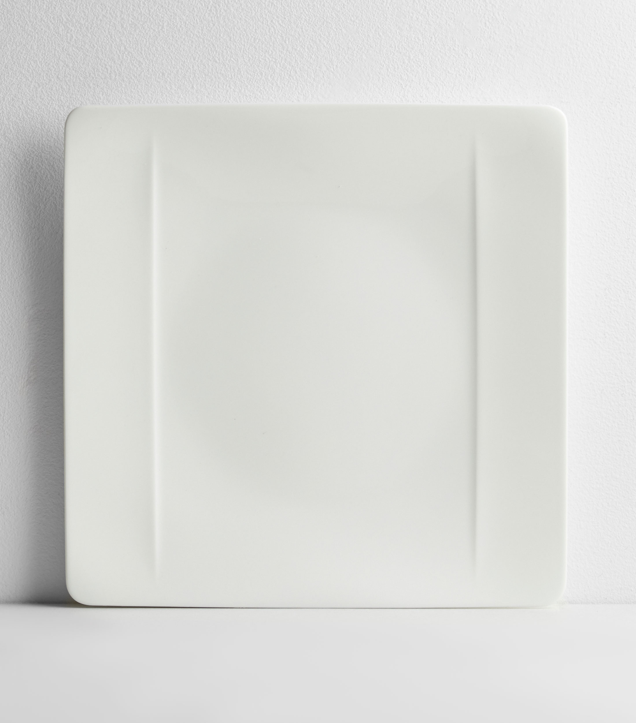 Plato Llano Modern Grace