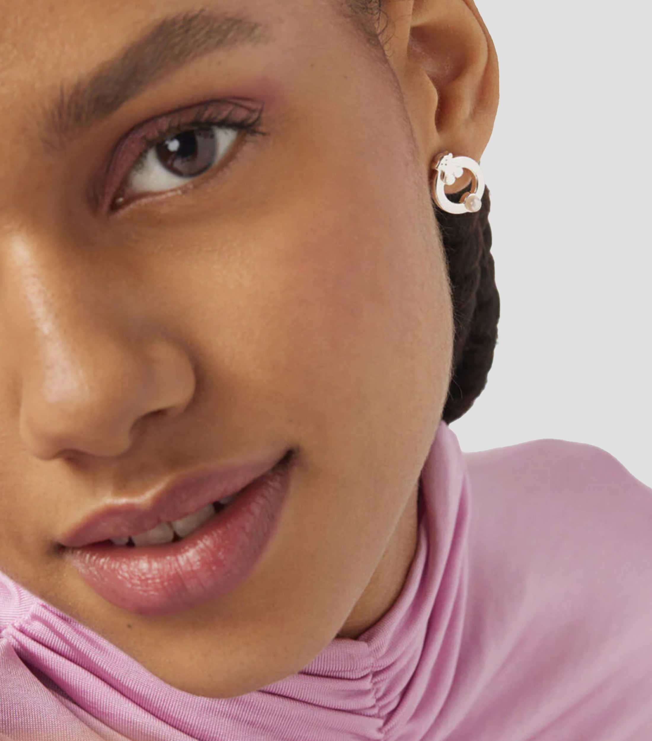 Aretes plata con perlas Super Power Mujer