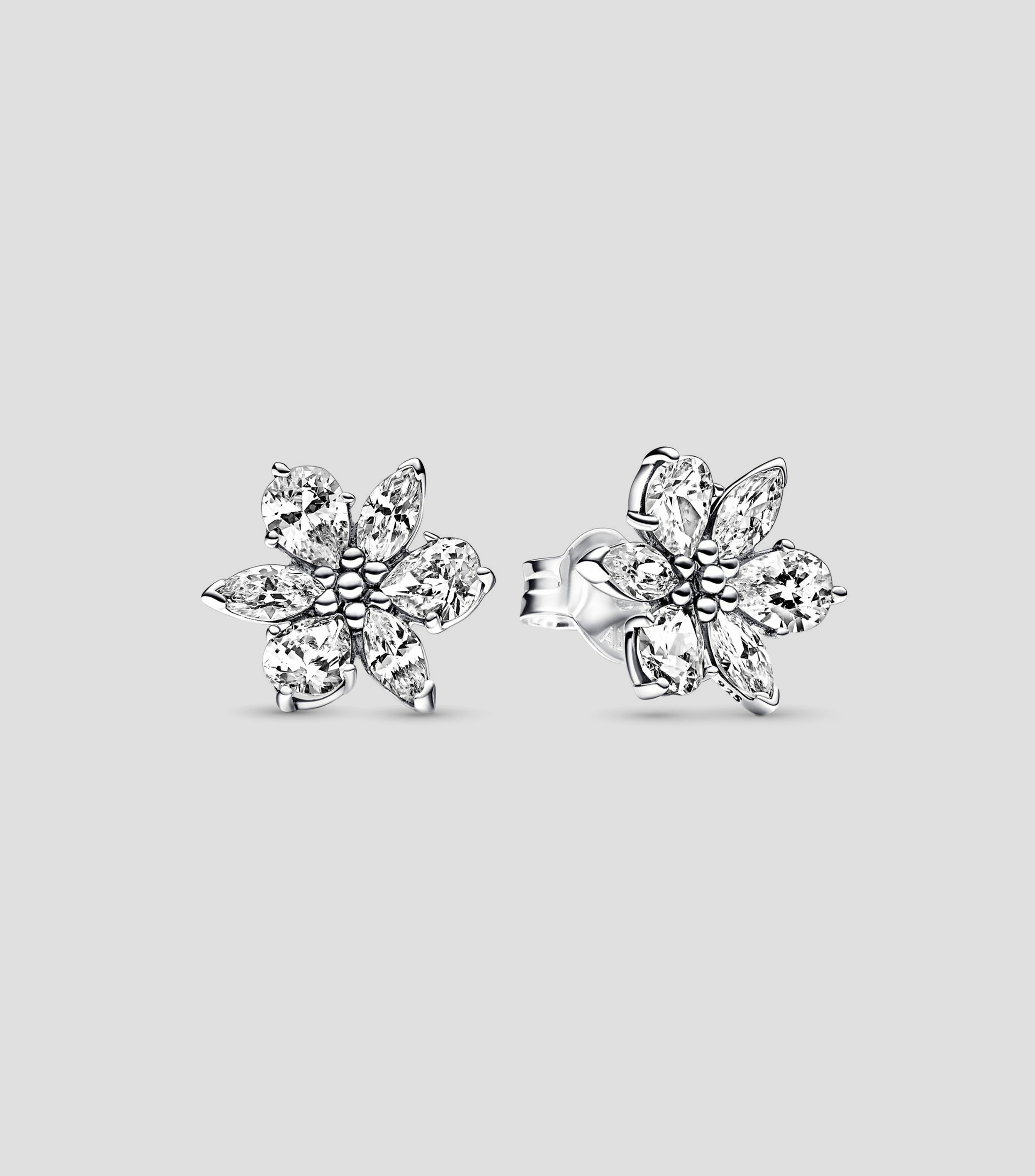 Aretes en plata flor Mujer