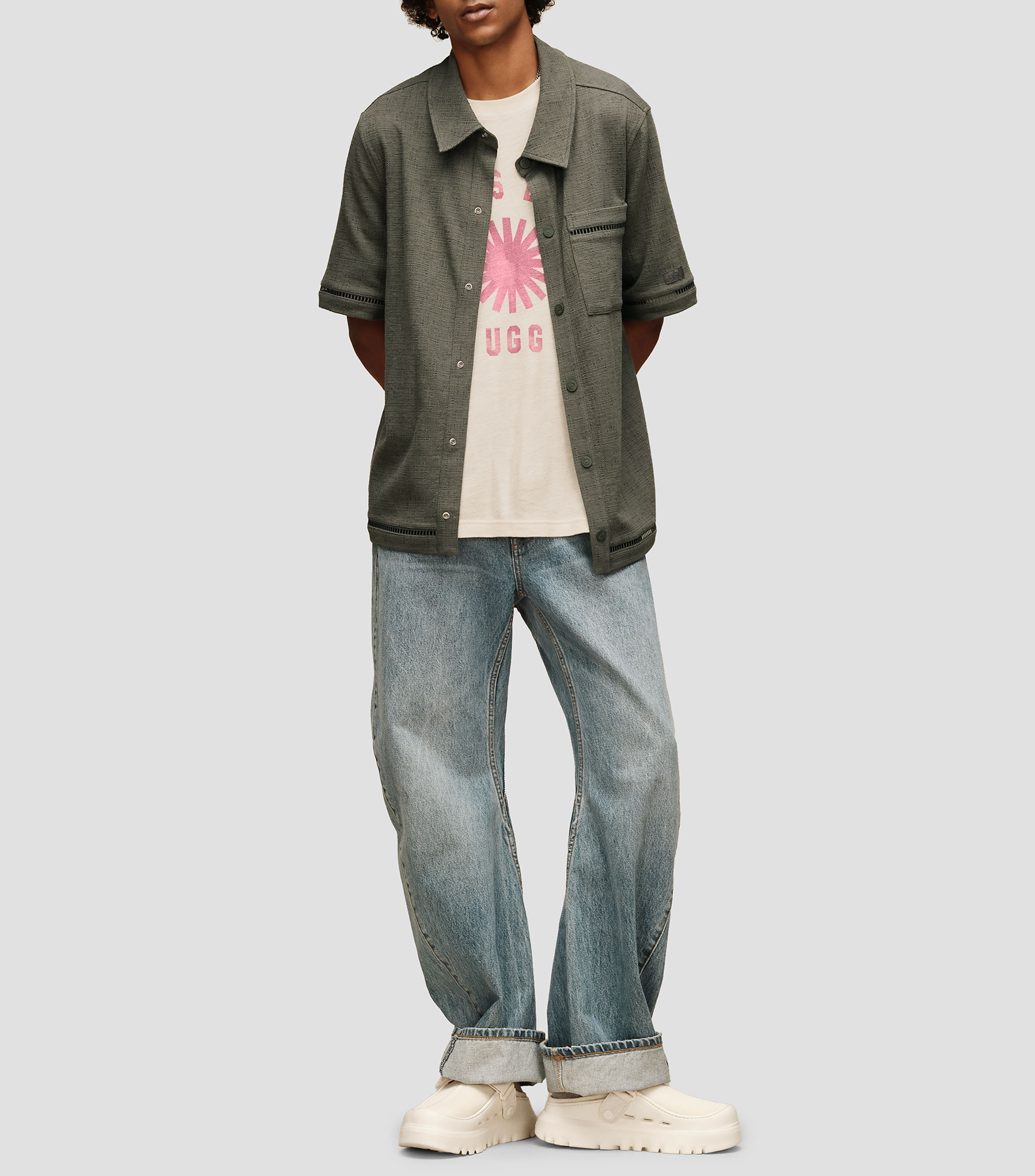 Playera de cuello camisero con manga corta lisa Hombre
