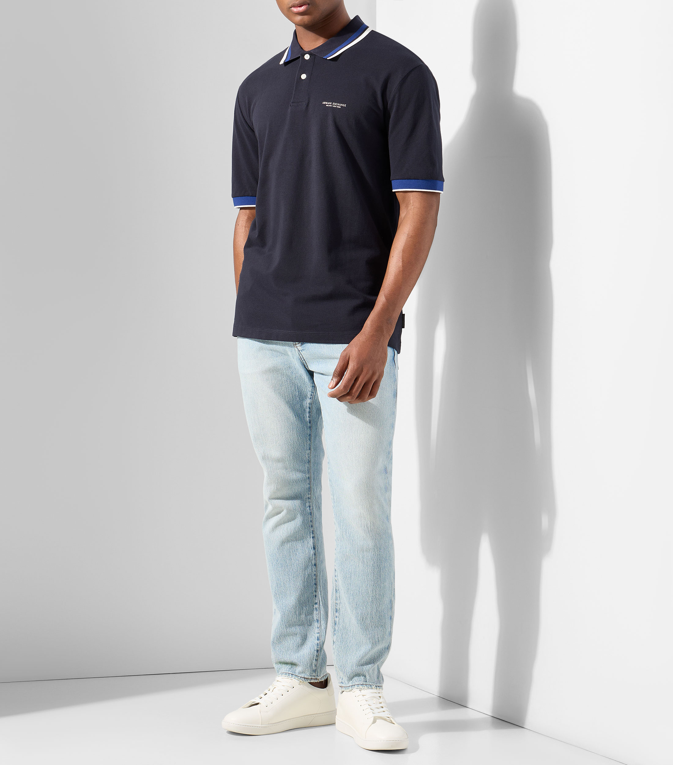 Playera tipo polo manga corta lisa Hombre