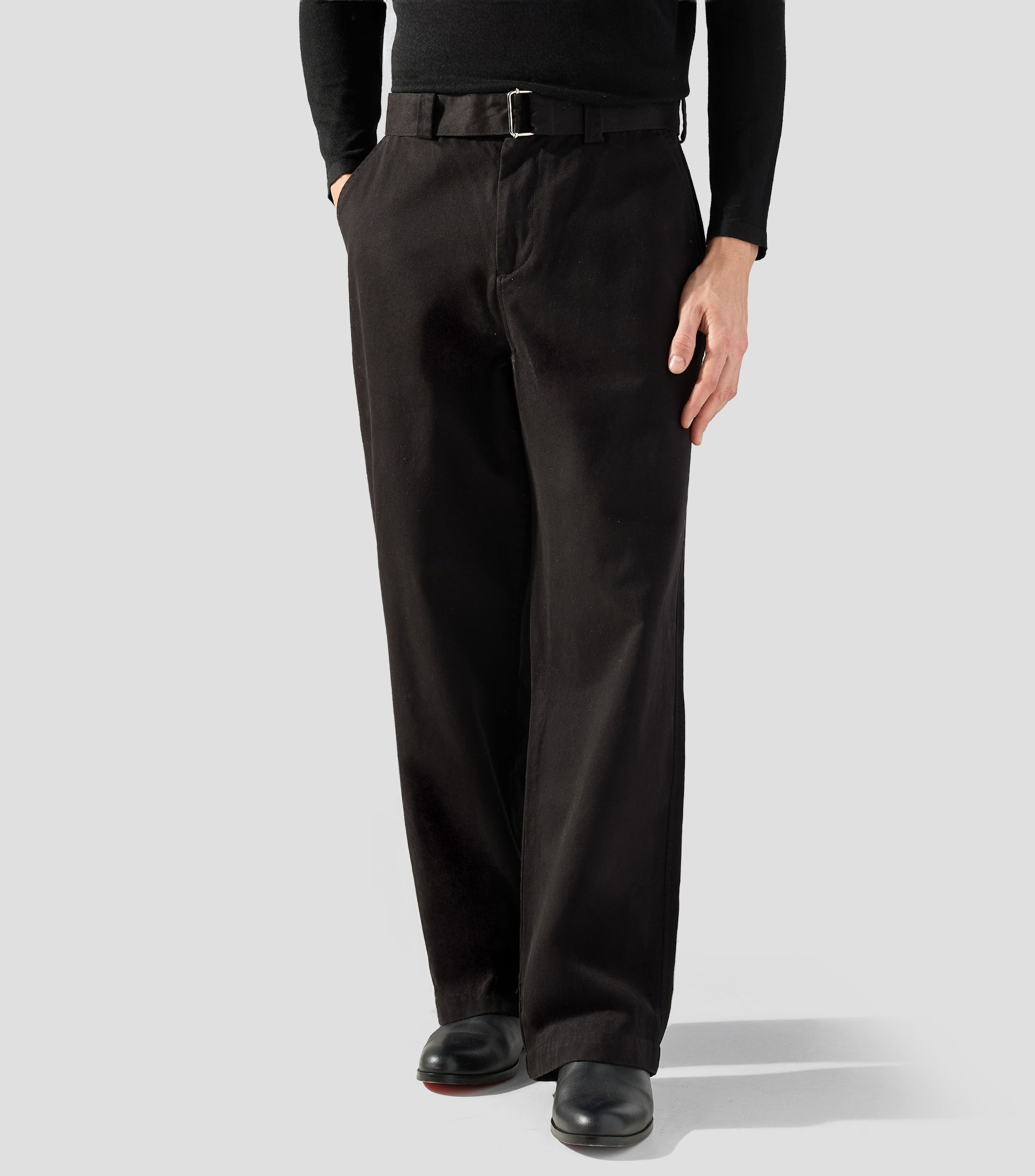 Pantalón con cinturón Hombre