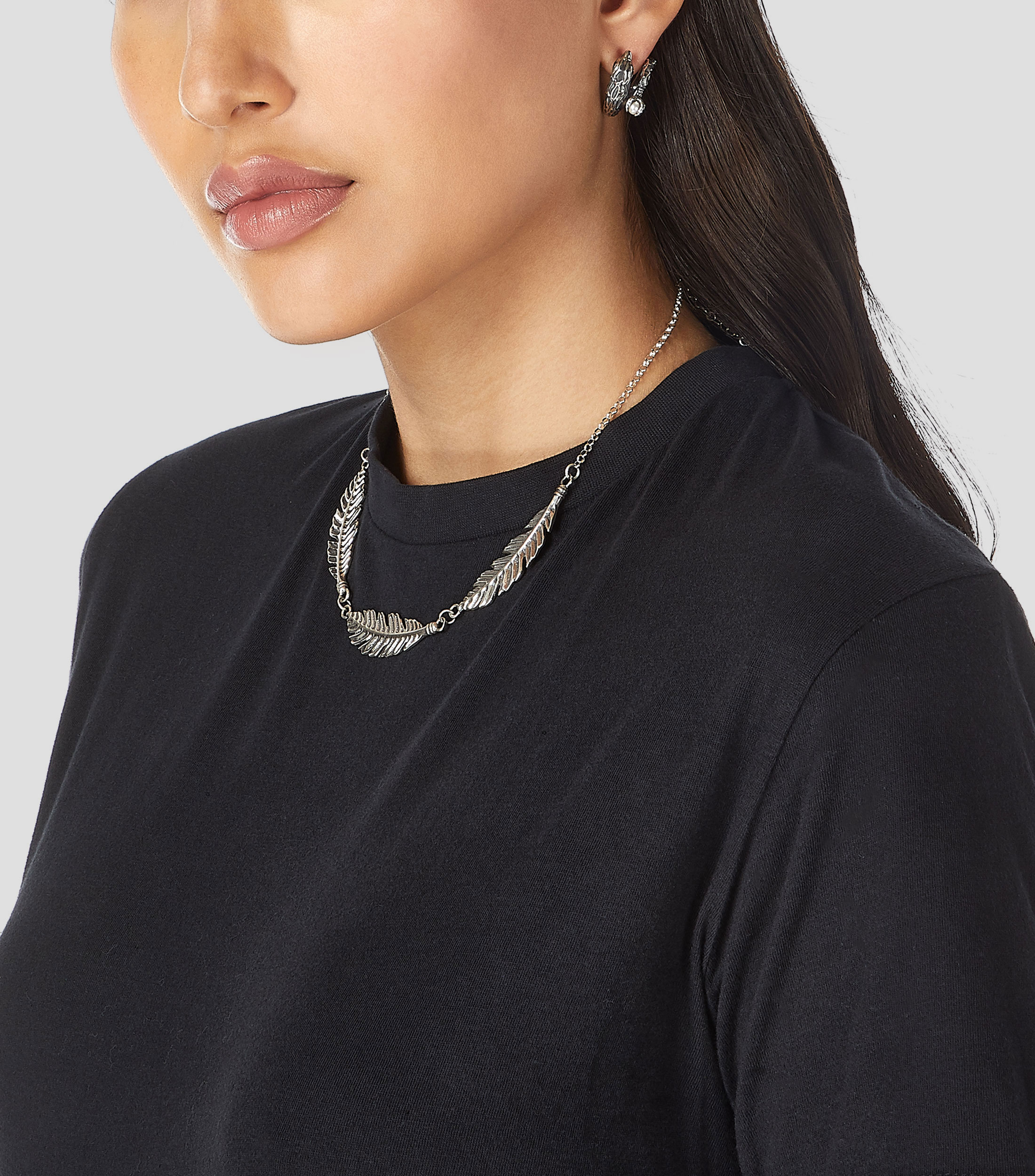 Aretes en plata con forma de aguila Mujer