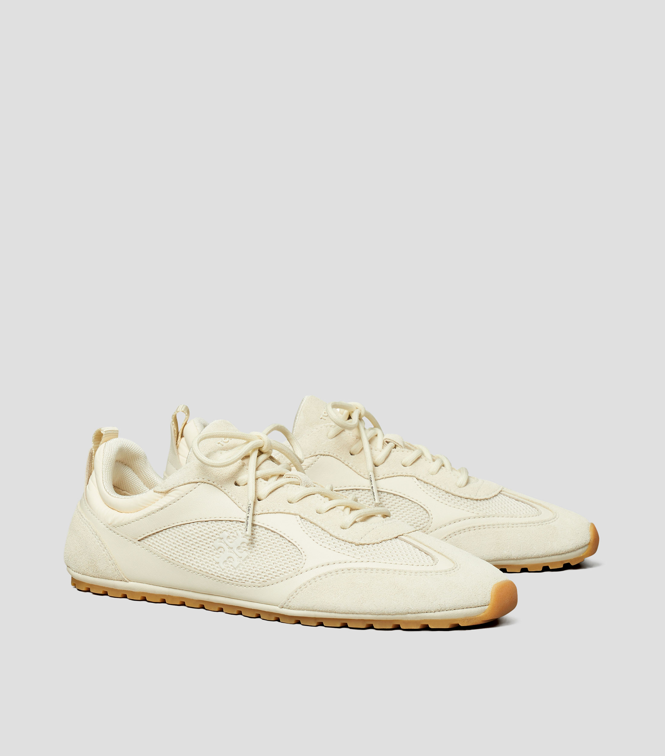 Tenis Tory Travel