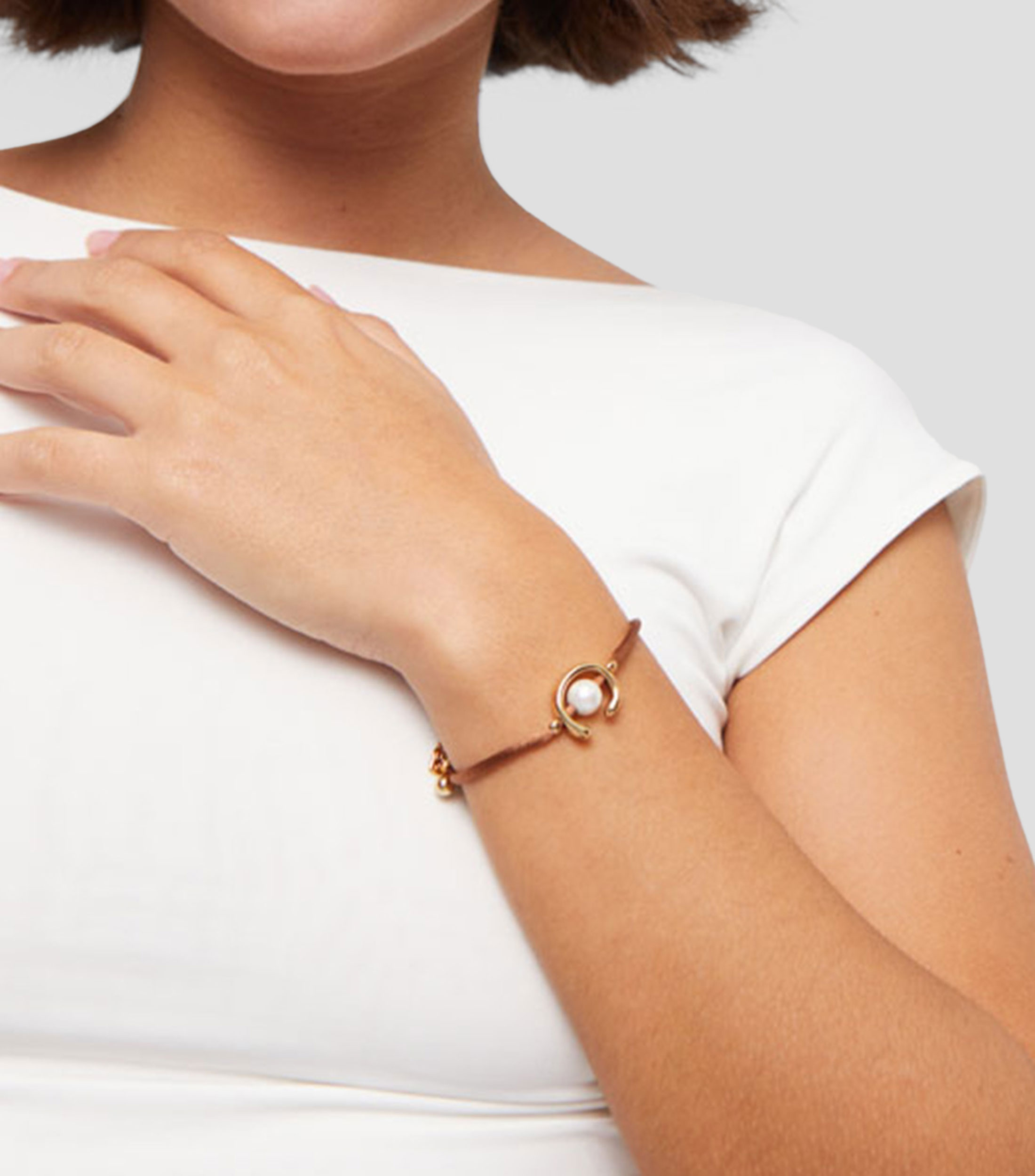 Pulsera marron con perla Ser Diferente Mujer