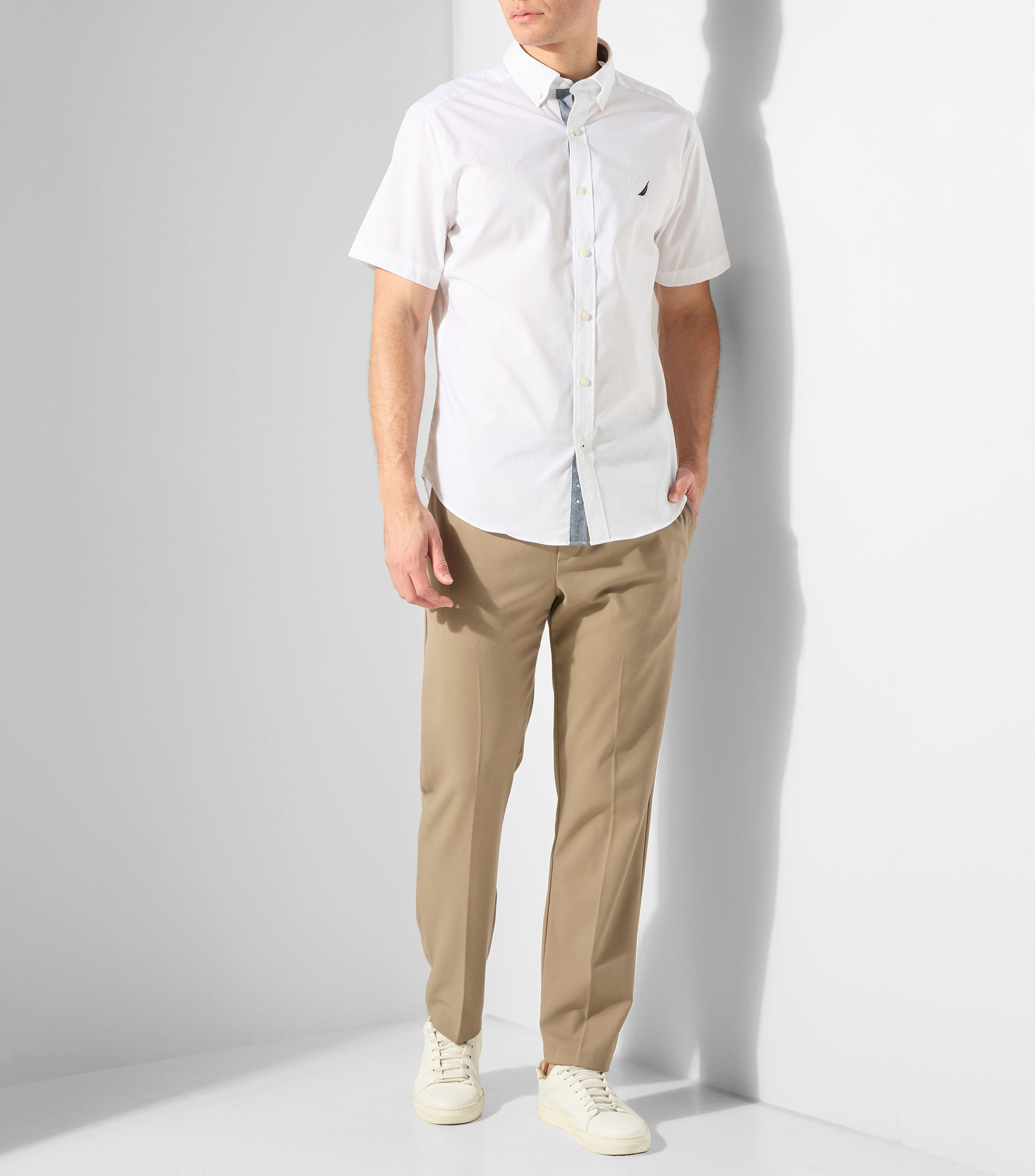 Camisa lisa con manga corta Hombre