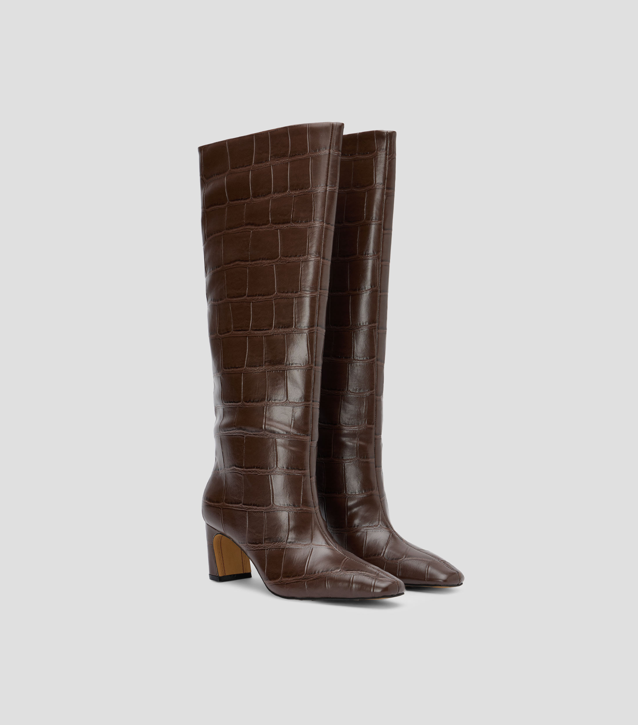 Botas altas con tacón medio y ancho Bethie Mujer