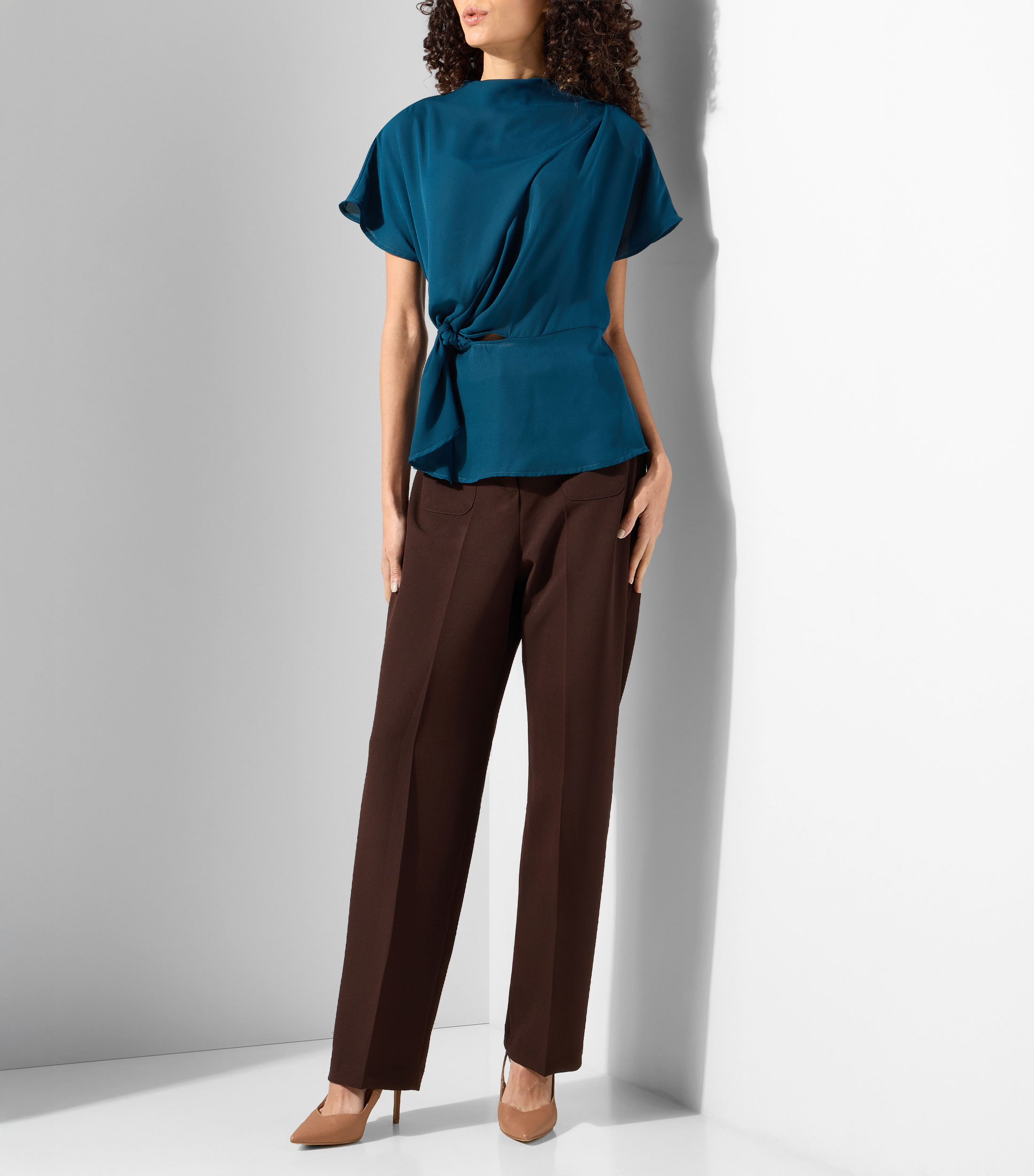 Blusa lisa sin mangas Mujer