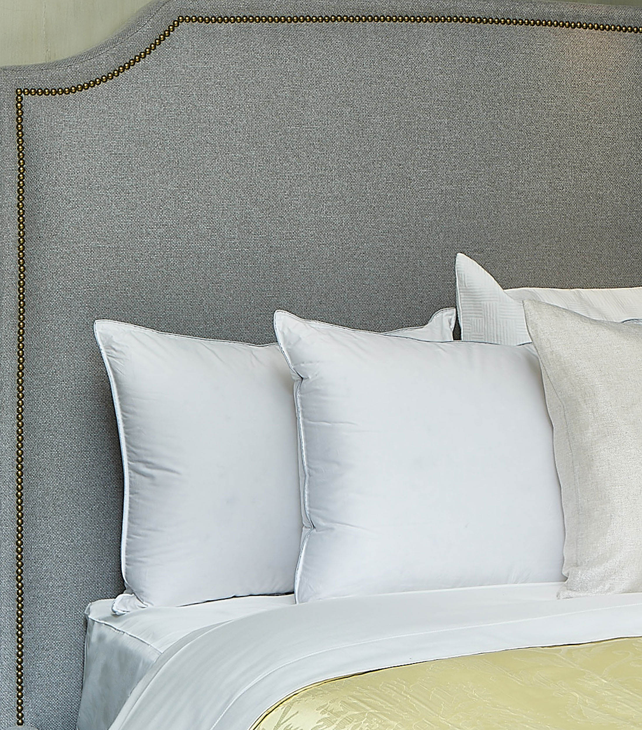 Almohada Estandar relleno con pluma de ganso Medio Cortina Blanca