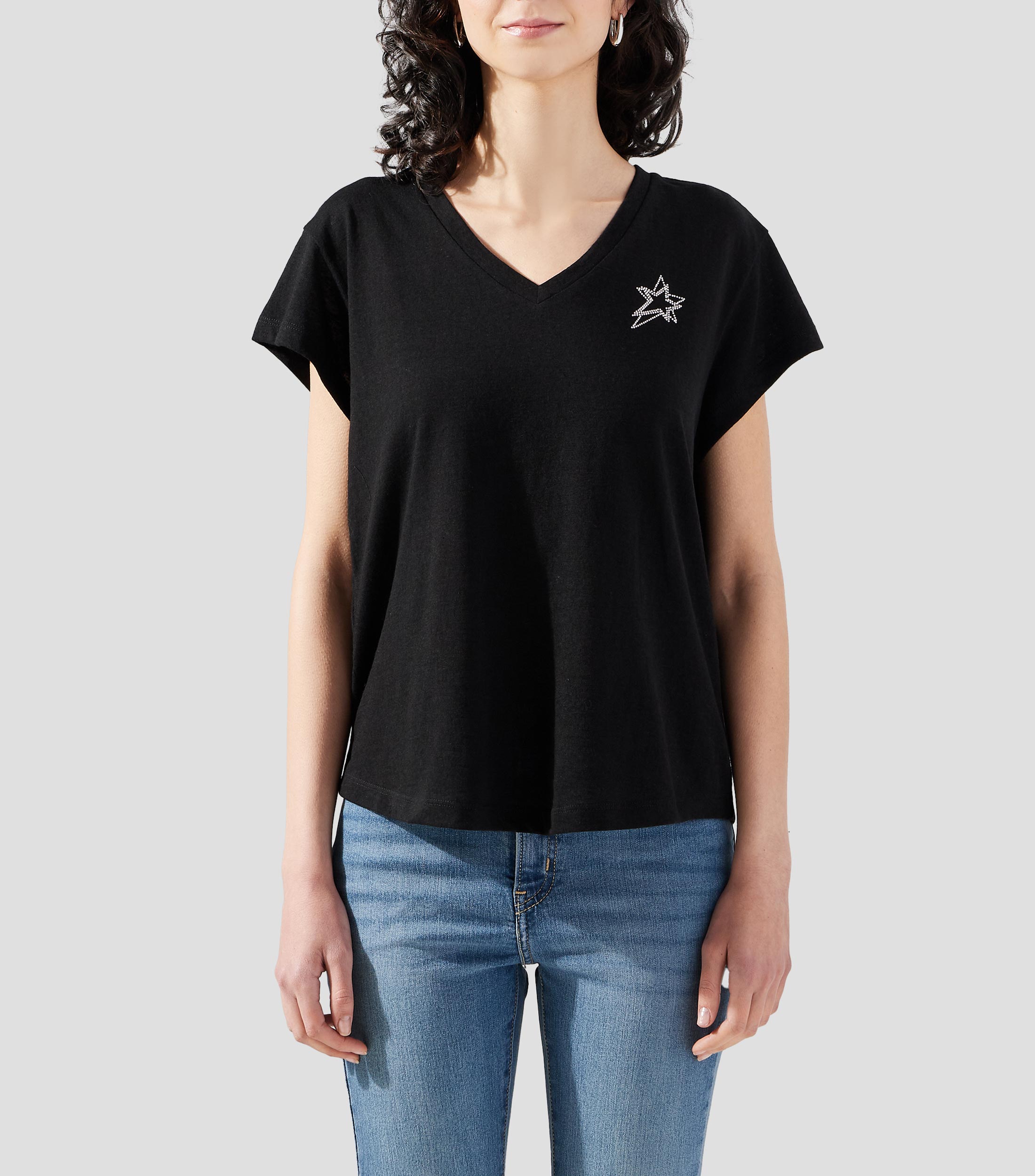 Playera cuello V manga corta lisa Mujer