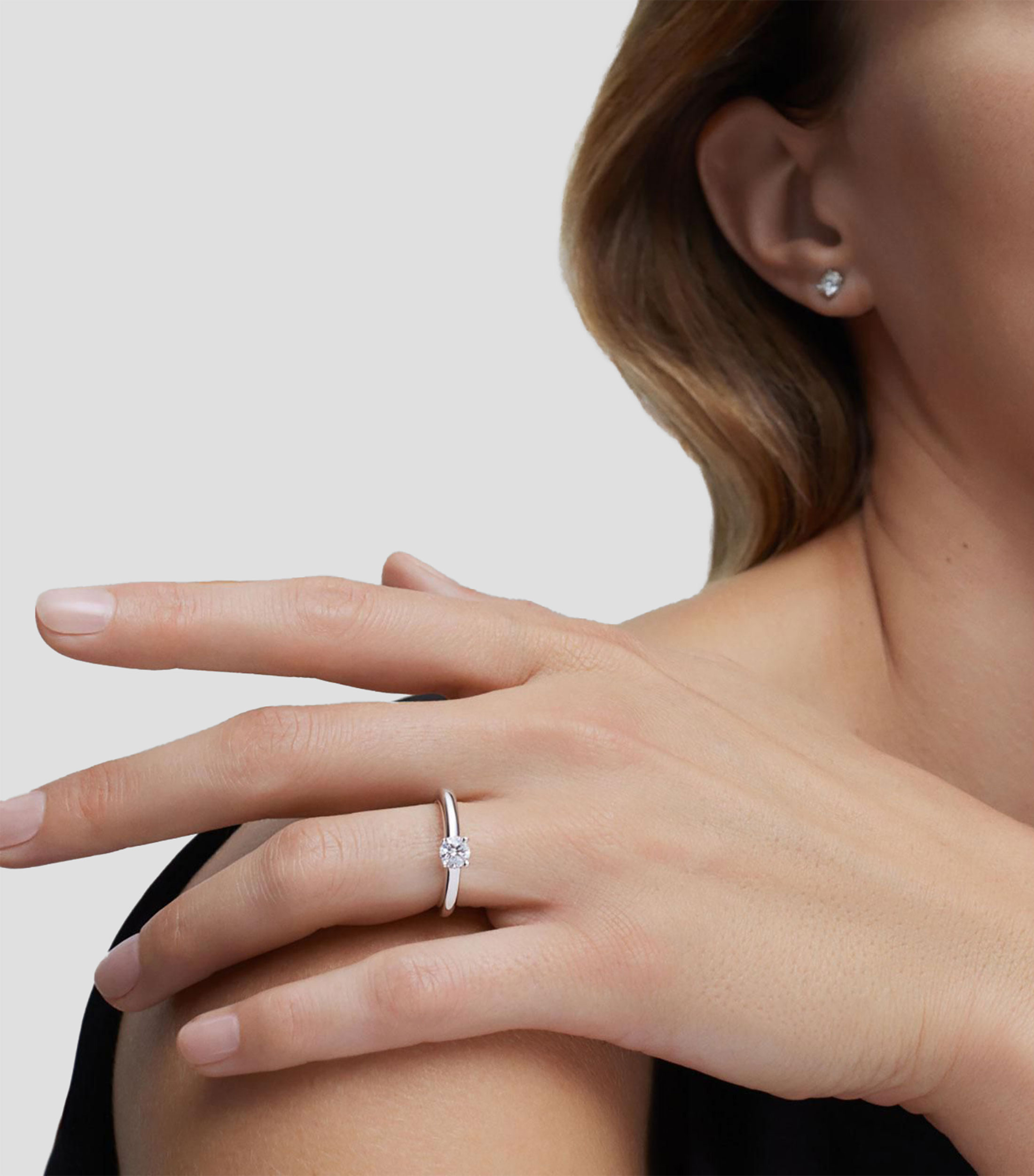 Anillo Solitario en Oro Blanco de 18 Kilates Mujer