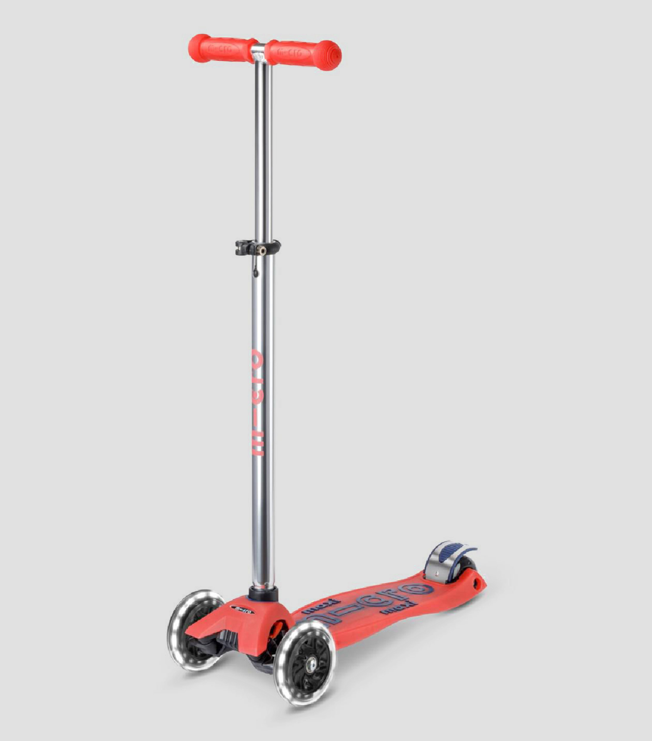 Scooter Maxi Micro Deluxe Glow LED Aura Red