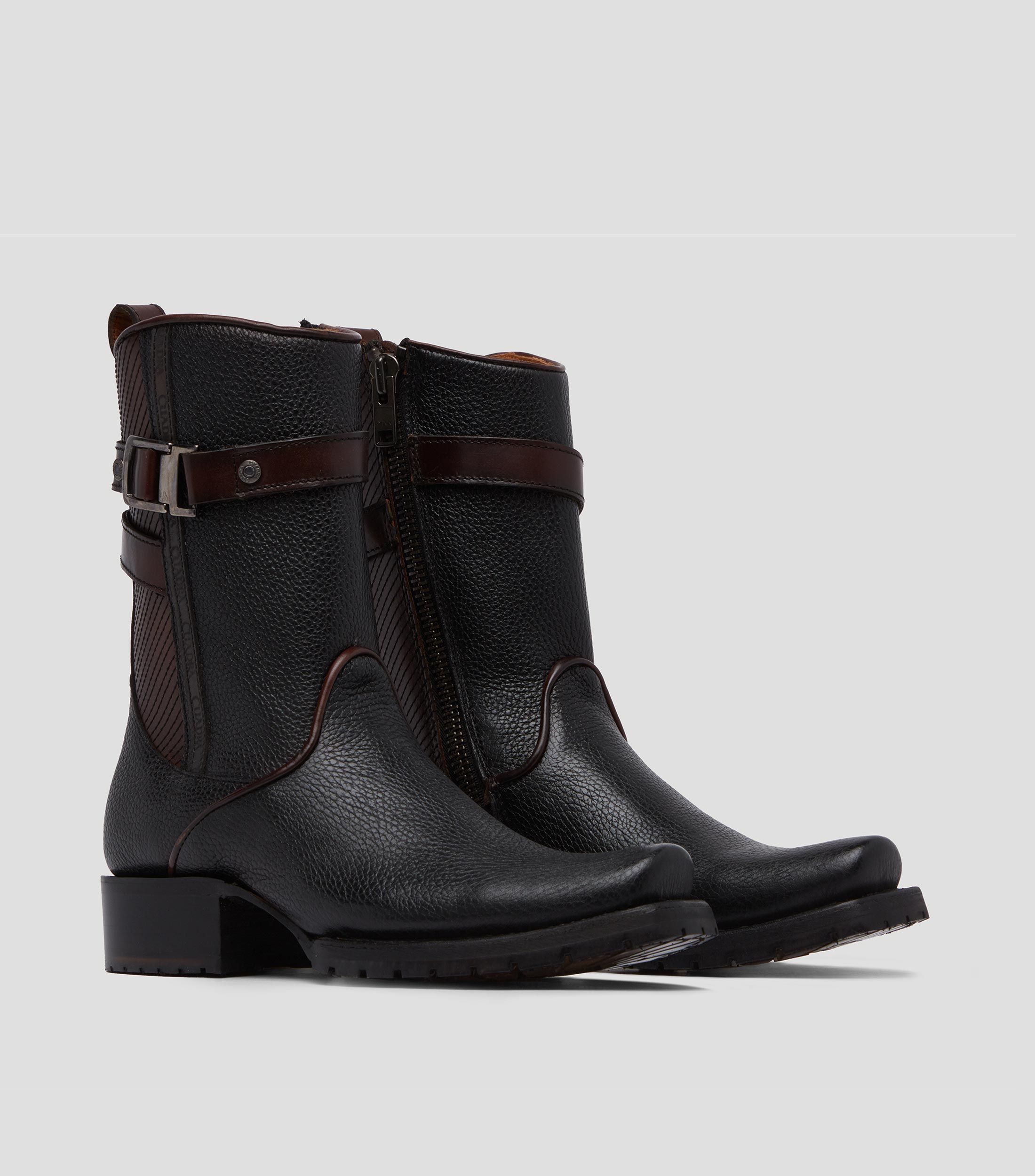 Botas en Piel de Tacón Bajo Media Luna Hombre