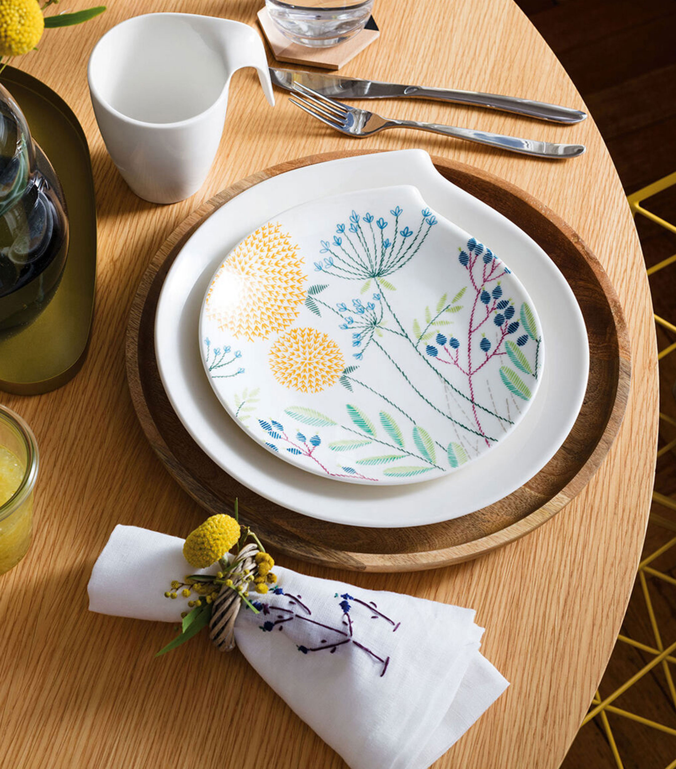 FLOW FLOR ST SALAD PLATE 23X22CM