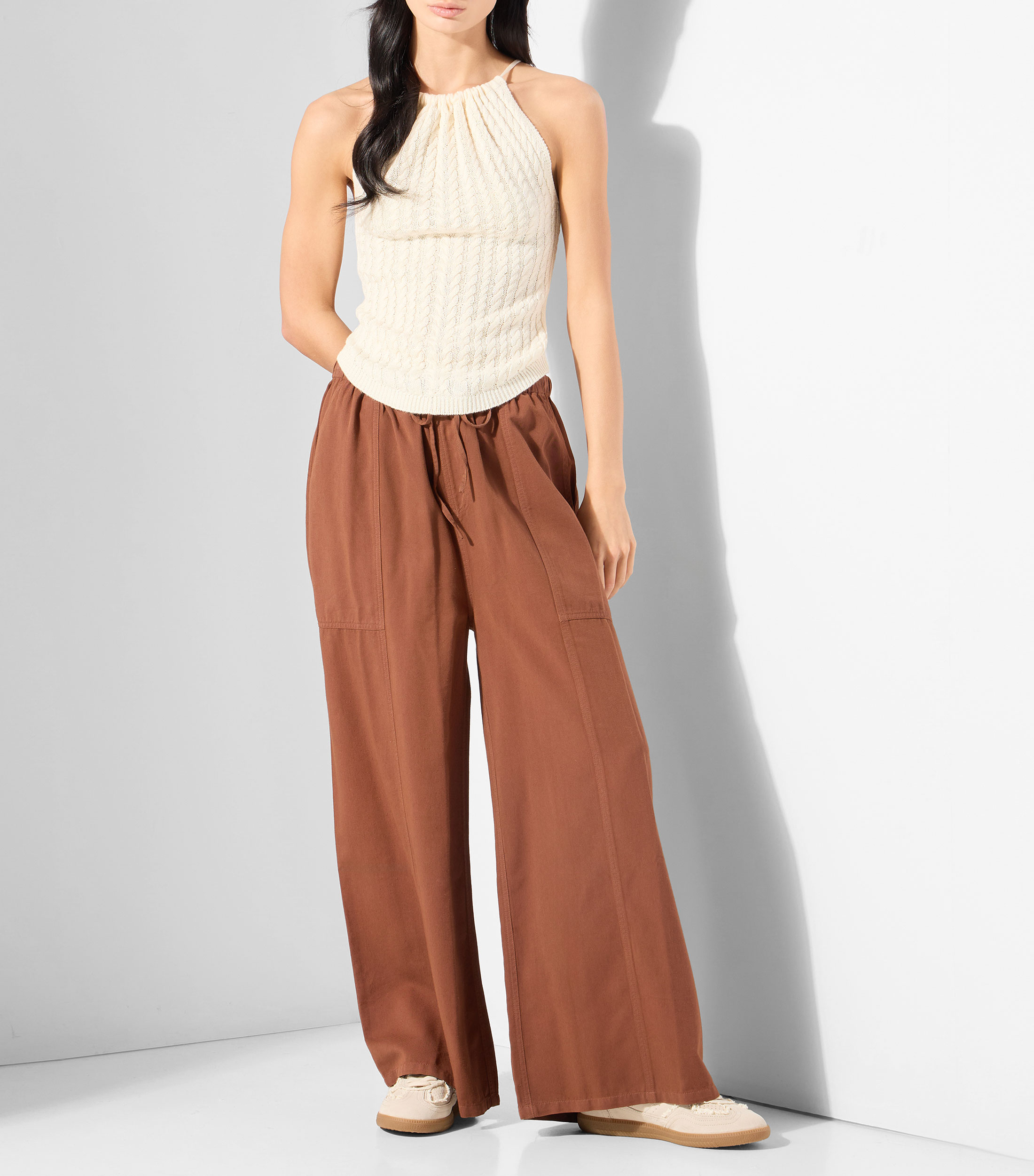Blusa lisa sin mangas Mujer