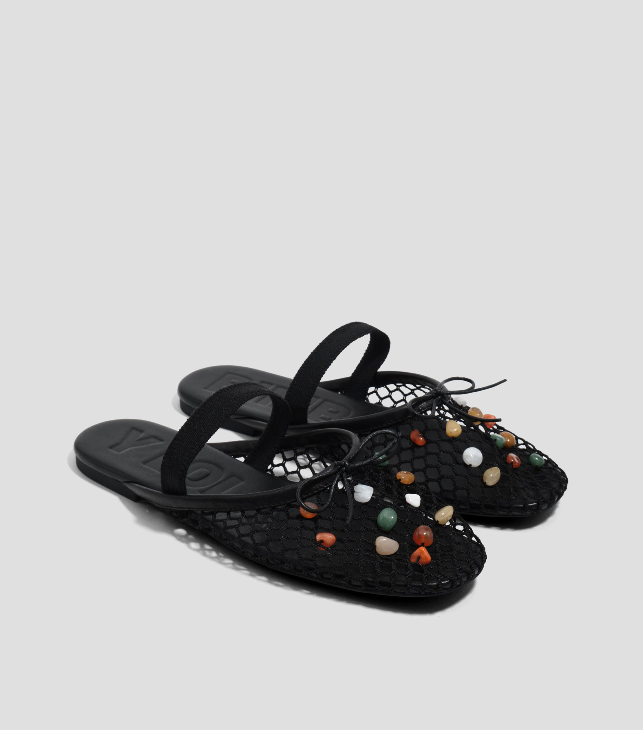 Flats destalonada rejilla negra con piedras Mujer