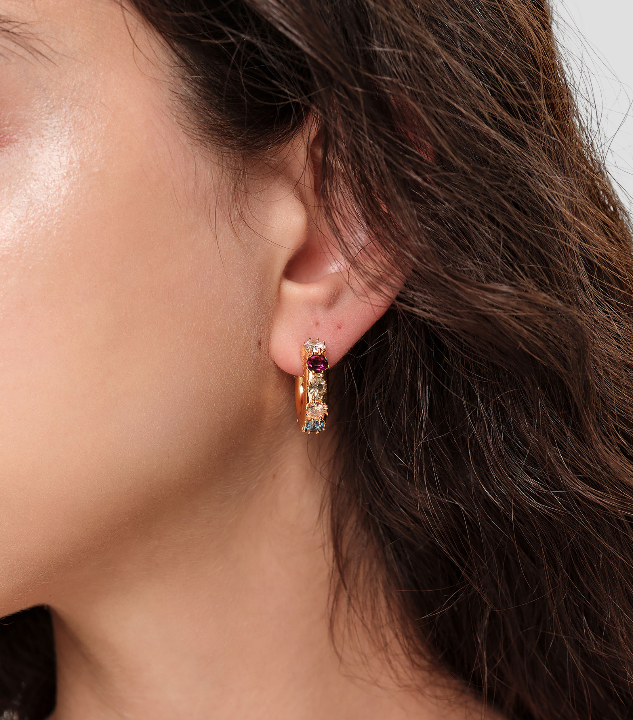 Arracadas de forma tubular mediana con cristales multicolores Mujer