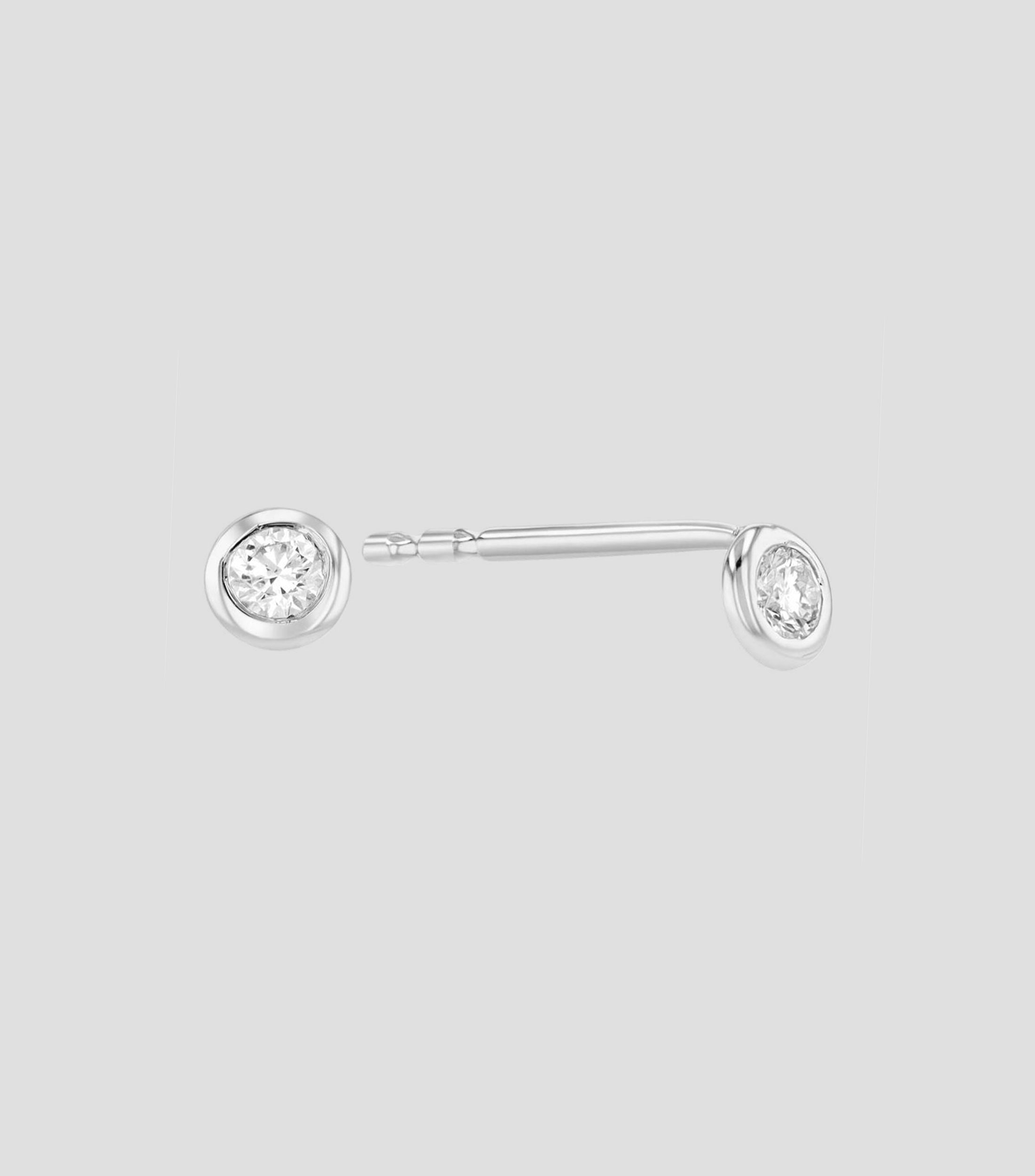 Aretes en Oro blanco de 18 Kilates con diamantes Classic Mujer
