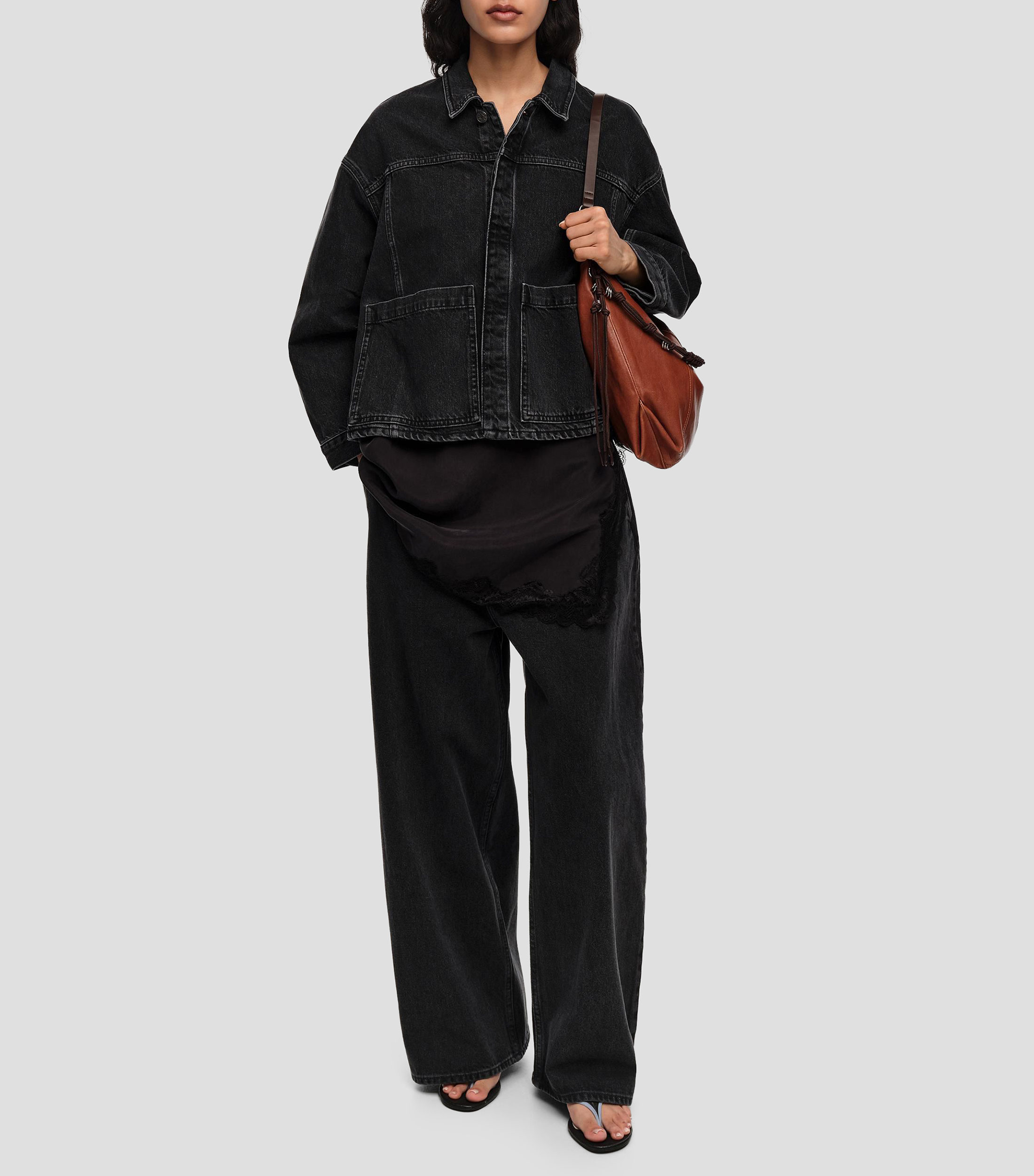 Cazadora línea A denim negro lavado Mujer